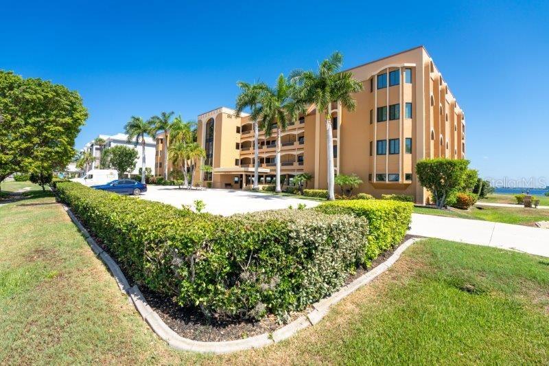 1601 PARK BEACH CIR #14, PUNTA GORDA, FL, 33950