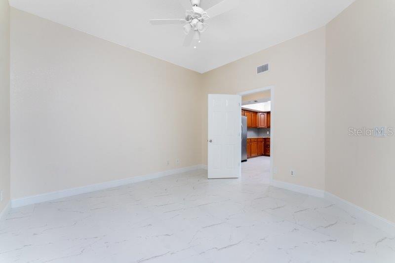 1601 PARK BEACH CIR #14, PUNTA GORDA, FL, 33950