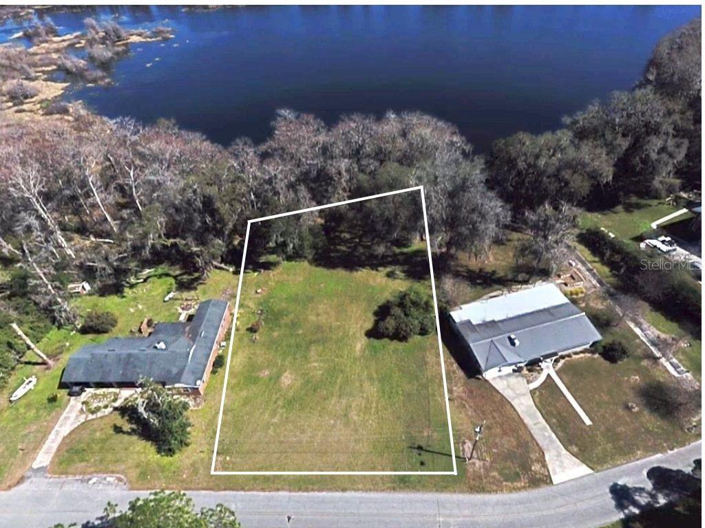 1585 SE INGLEWOOD AVE, LAKE CITY, FL, 32025