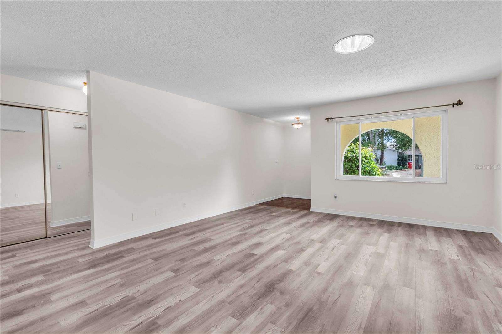 7281 61ST AVE N, ST PETERSBURG, FL, 33709