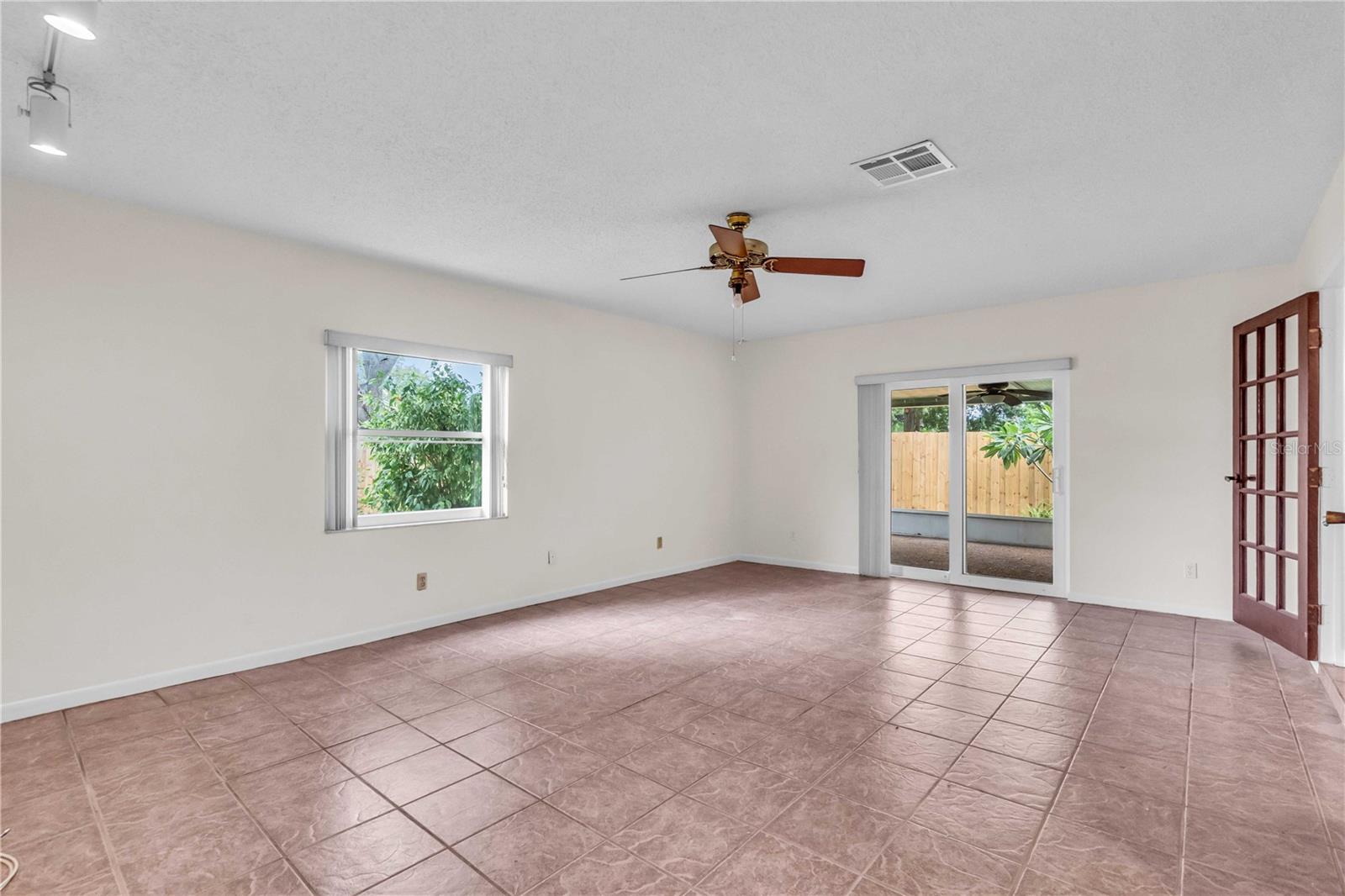 7281 61ST AVE N, ST PETERSBURG, FL, 33709