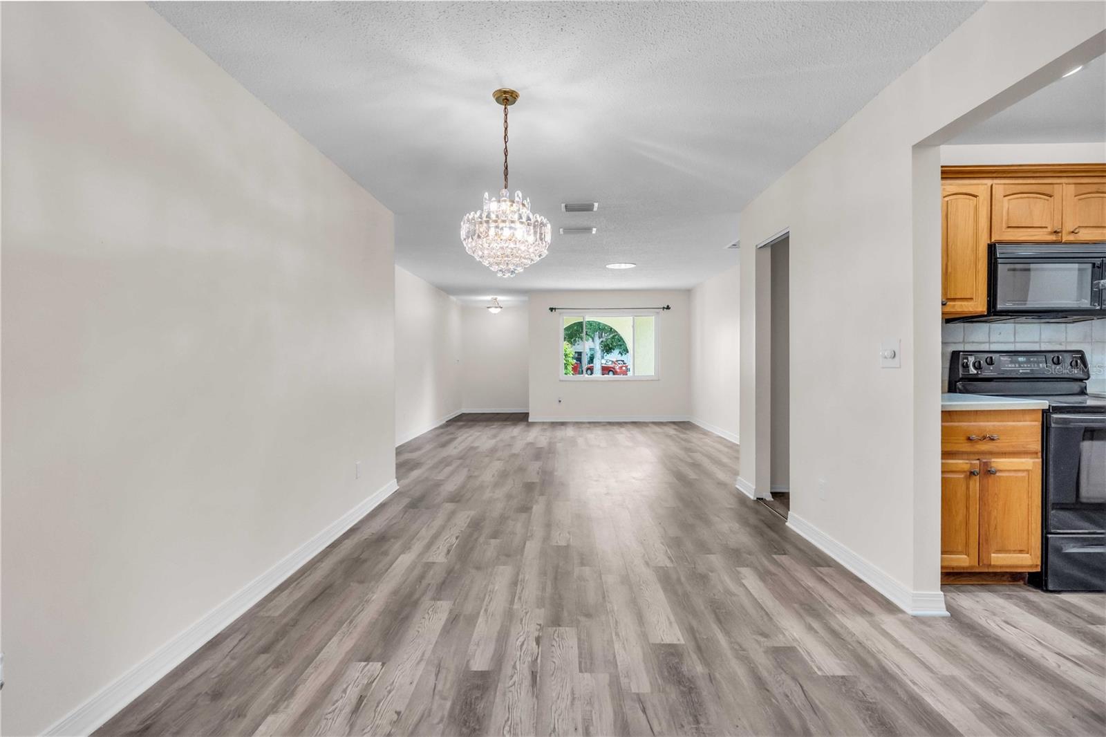 7281 61ST AVE N, ST PETERSBURG, FL, 33709