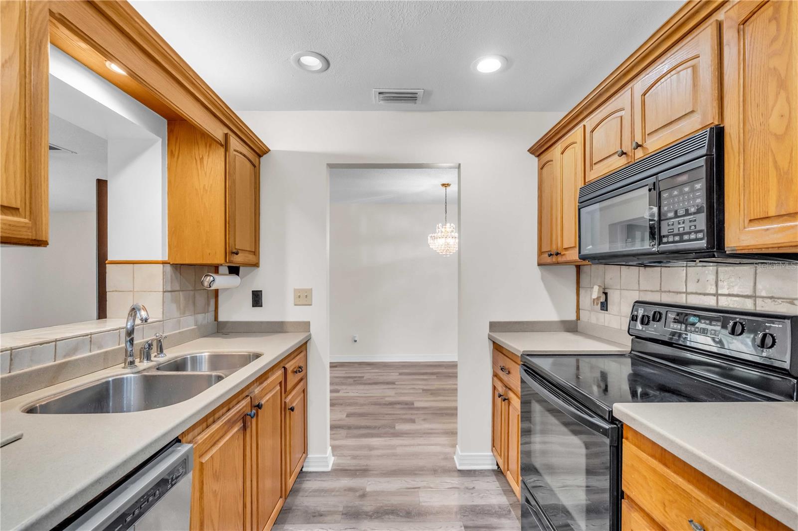 7281 61ST AVE N, ST PETERSBURG, FL, 33709