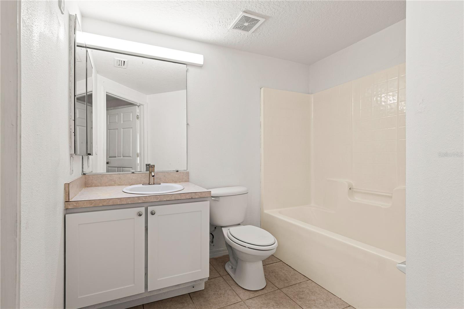 6434 CYPRESSDALE DR #102, RIVERVIEW, FL, 33578