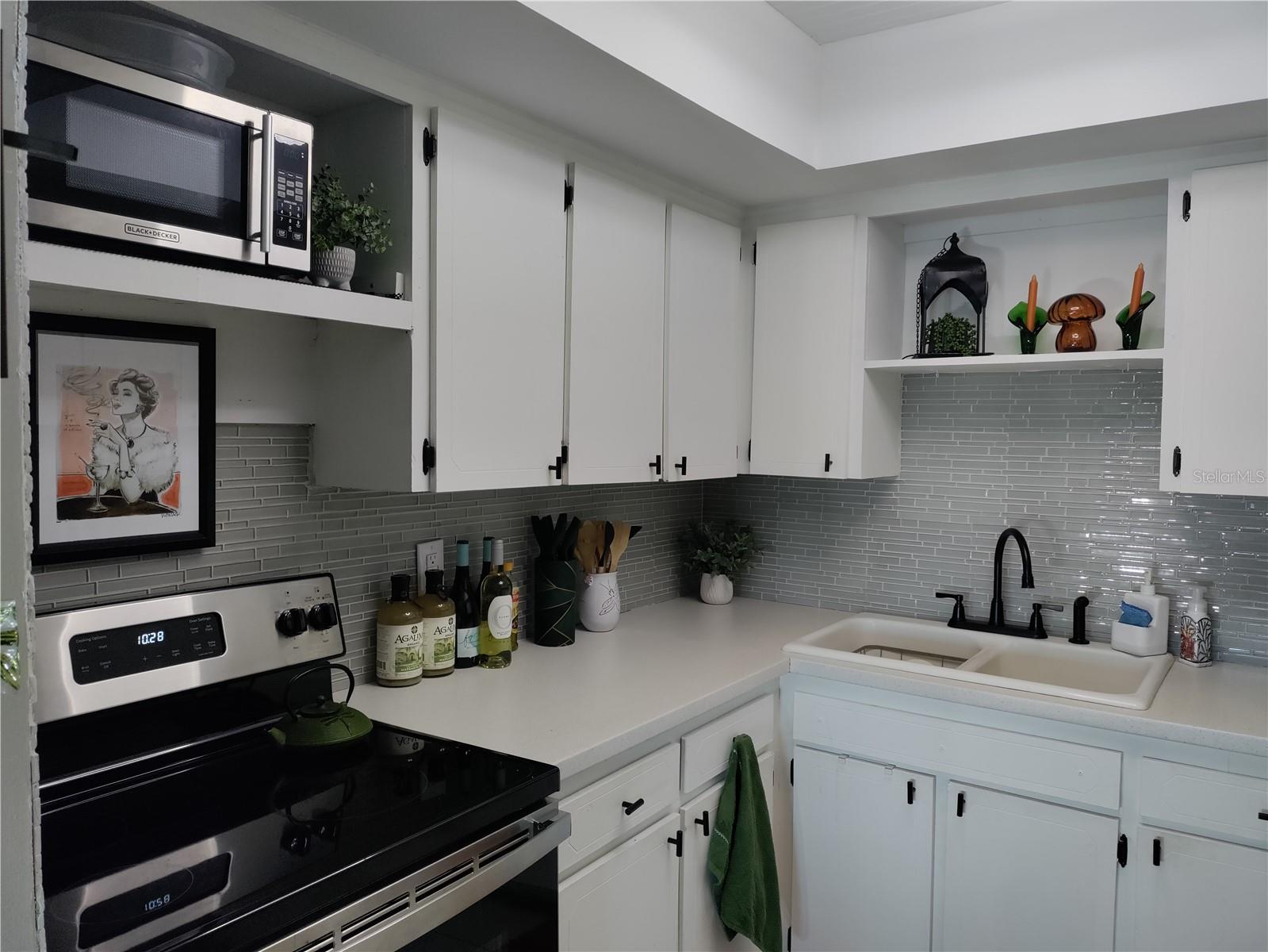 3850 13TH AVE N #311, ST PETERSBURG, FL, 33713