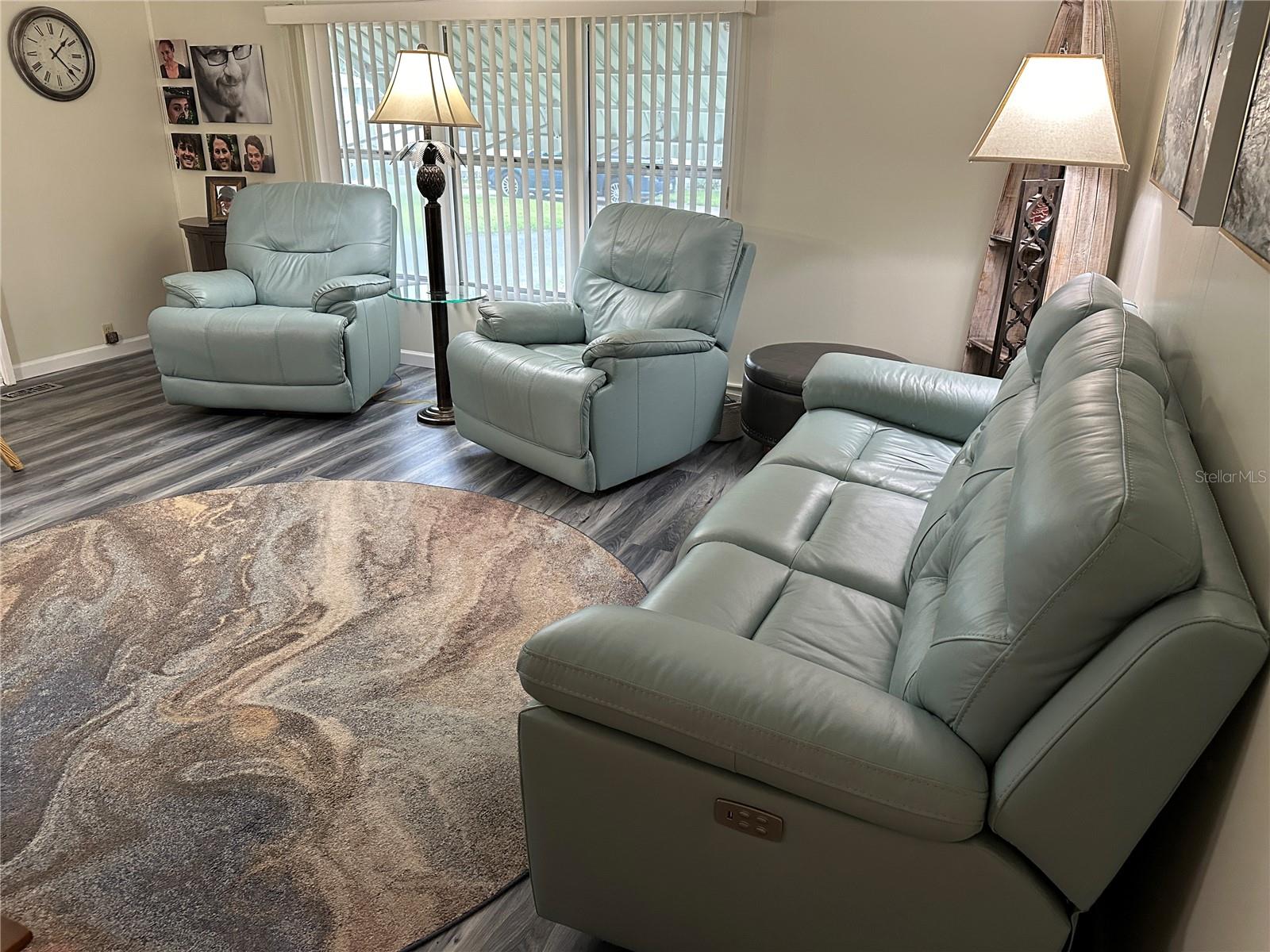 274 E OUTER DR, VENICE, FL, 34285