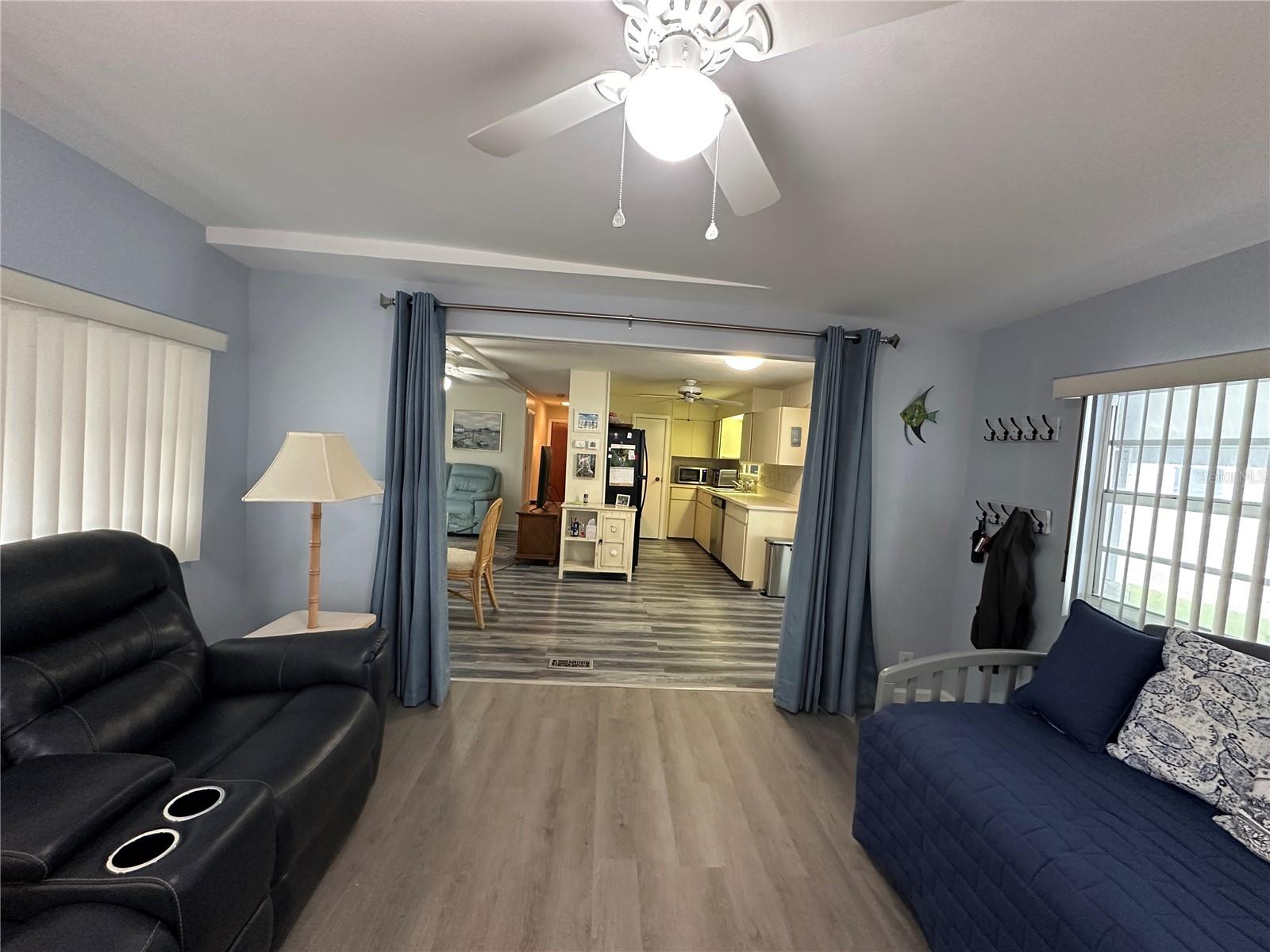274 E OUTER DR, VENICE, FL, 34285