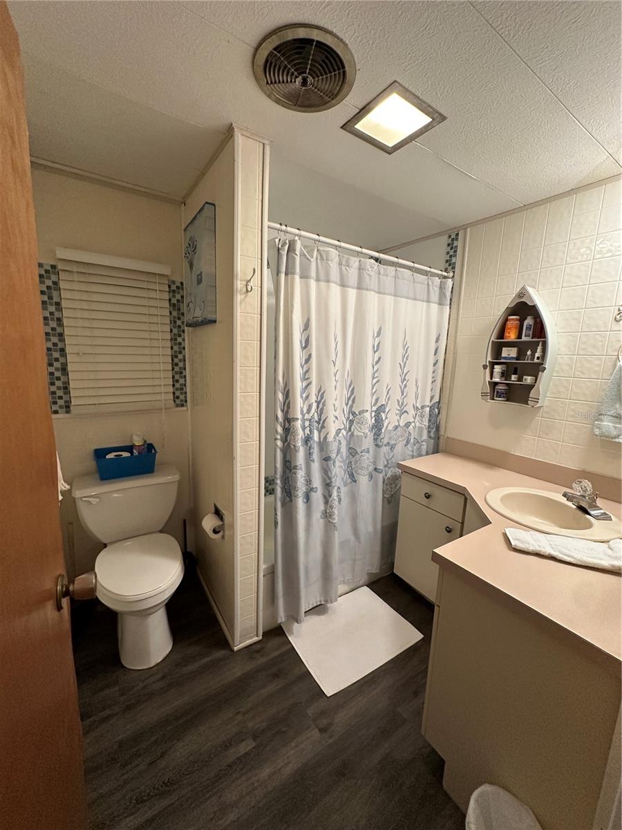 274 E OUTER DR, VENICE, FL, 34285