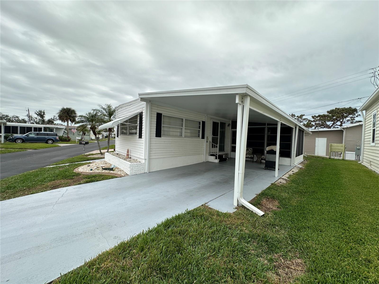 274 E OUTER DR, VENICE, FL, 34285