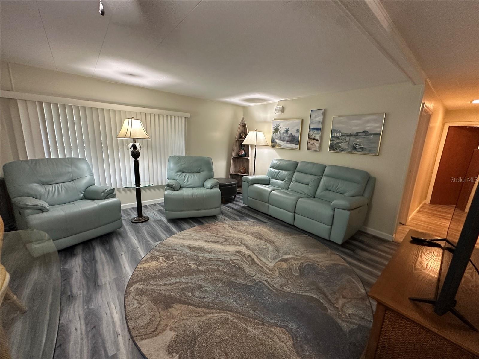 274 E OUTER DR, VENICE, FL, 34285