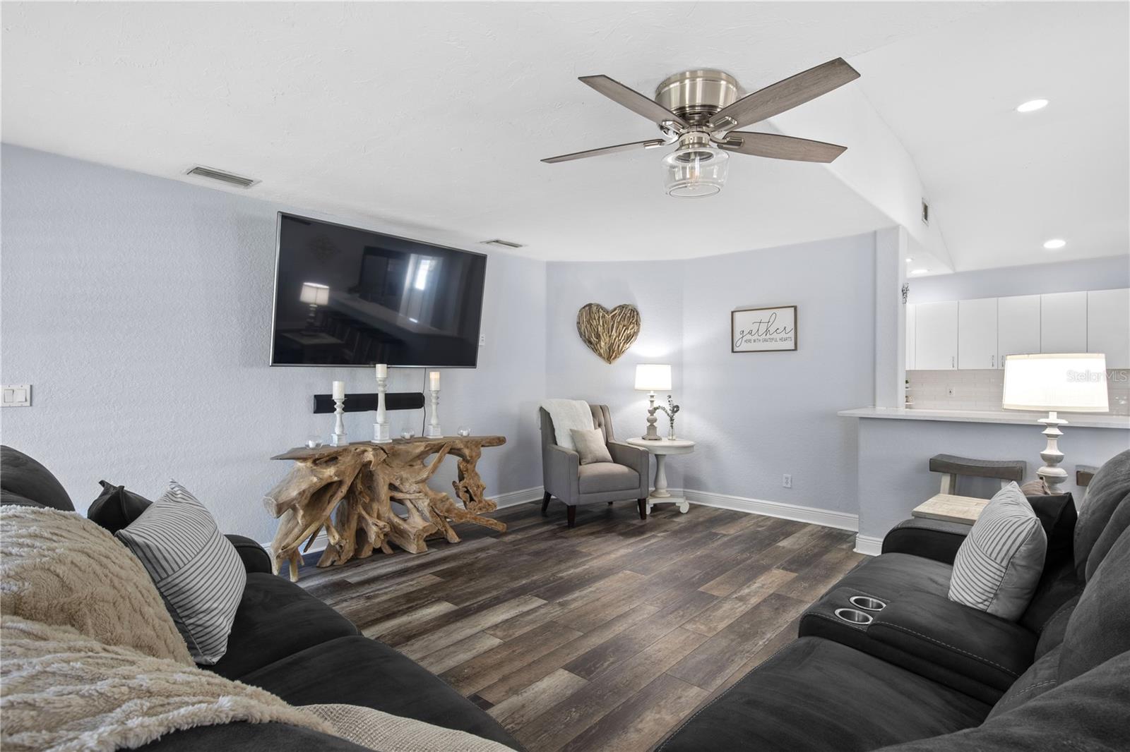 4003 3RD AVE NW, BRADENTON, FL, 34209