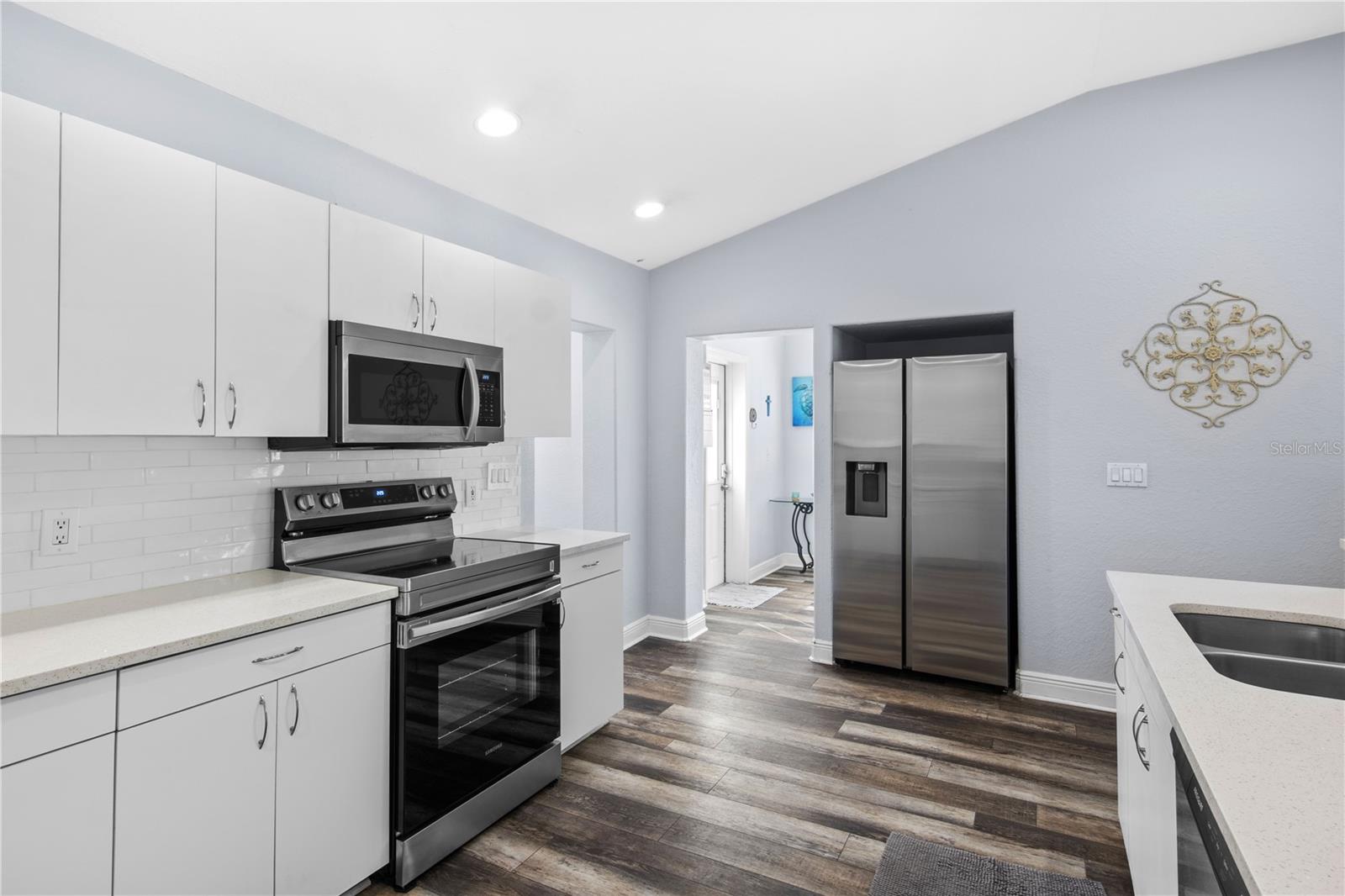 4003 3RD AVE NW, BRADENTON, FL, 34209