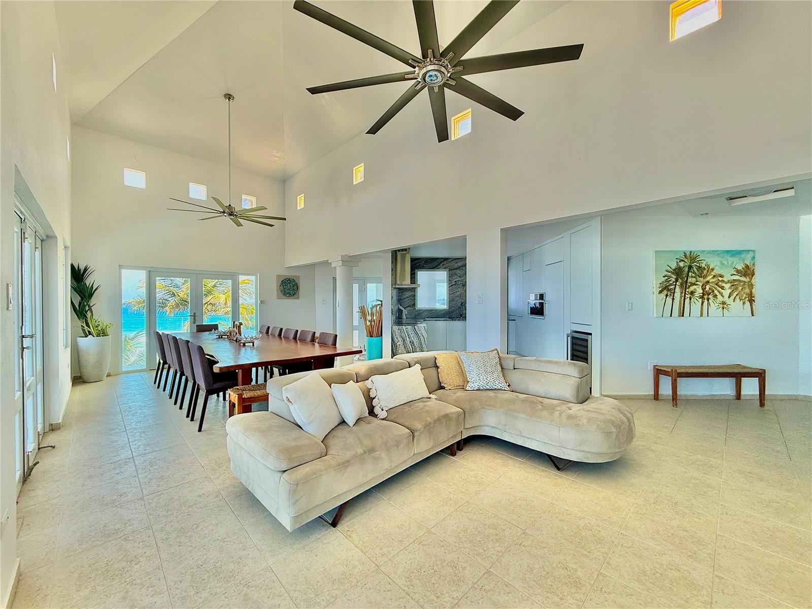 PR9111949 Property Photo