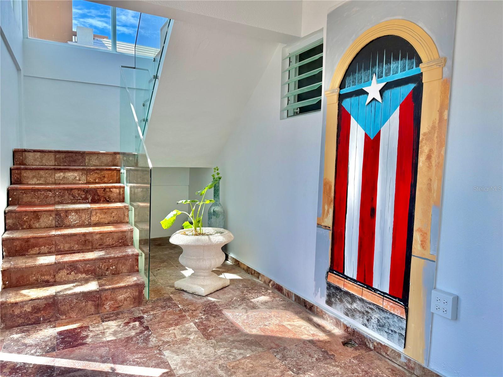 PR9111949 Property Photo