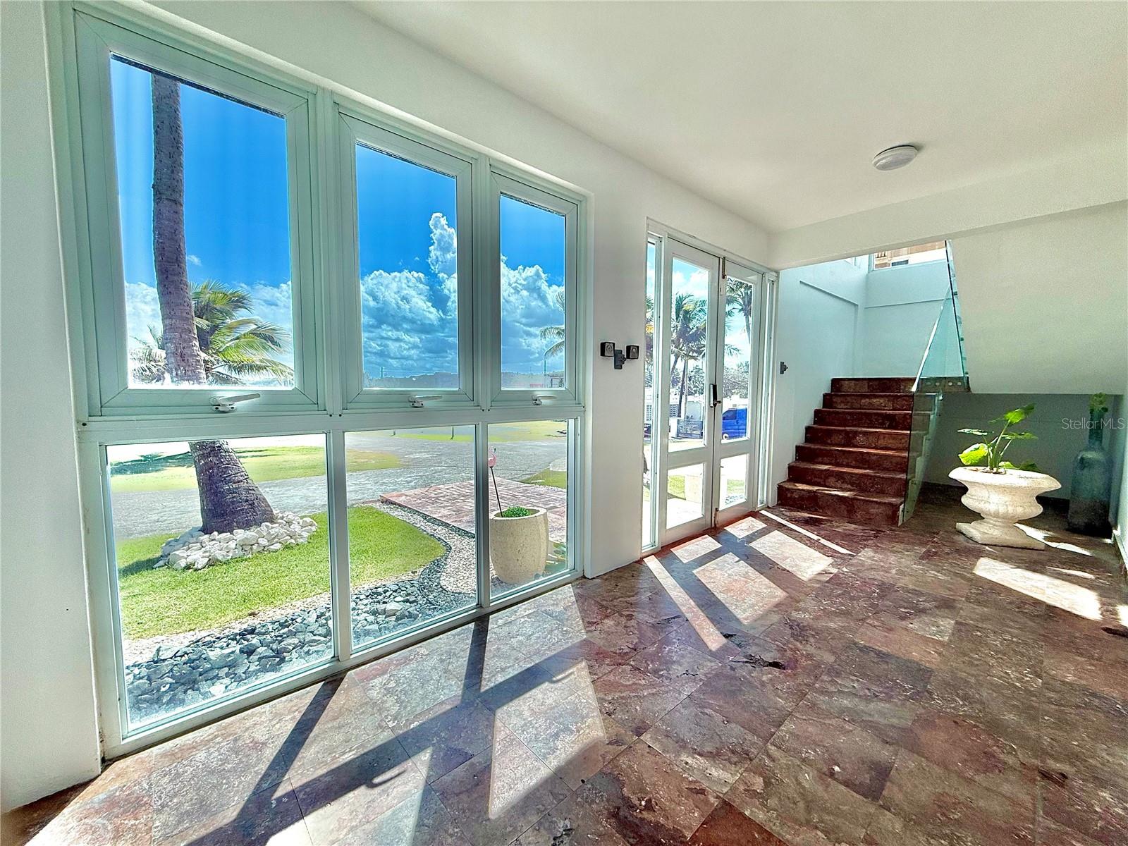 PR9111949 Property Photo