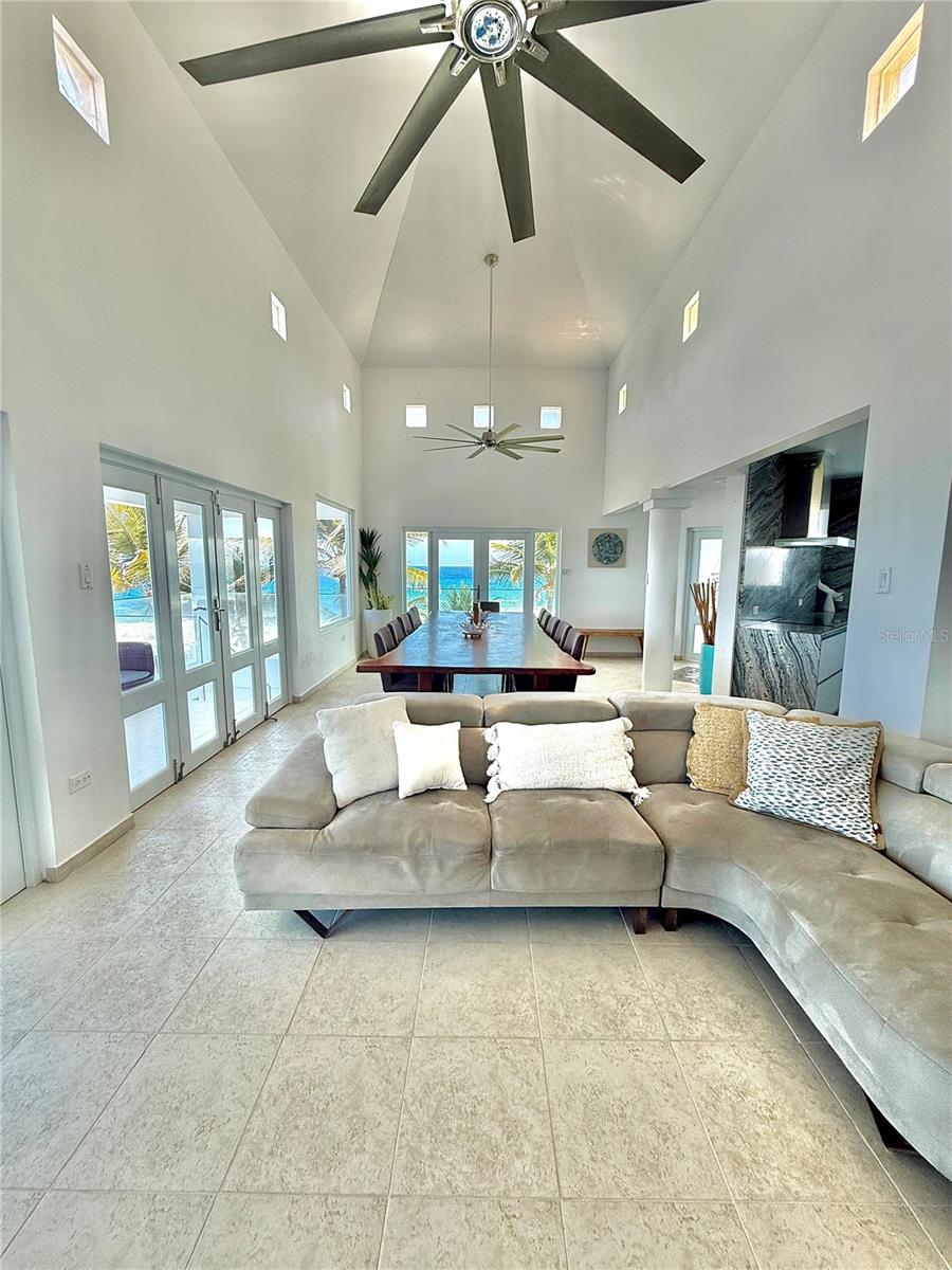 PR9111949 Property Photo