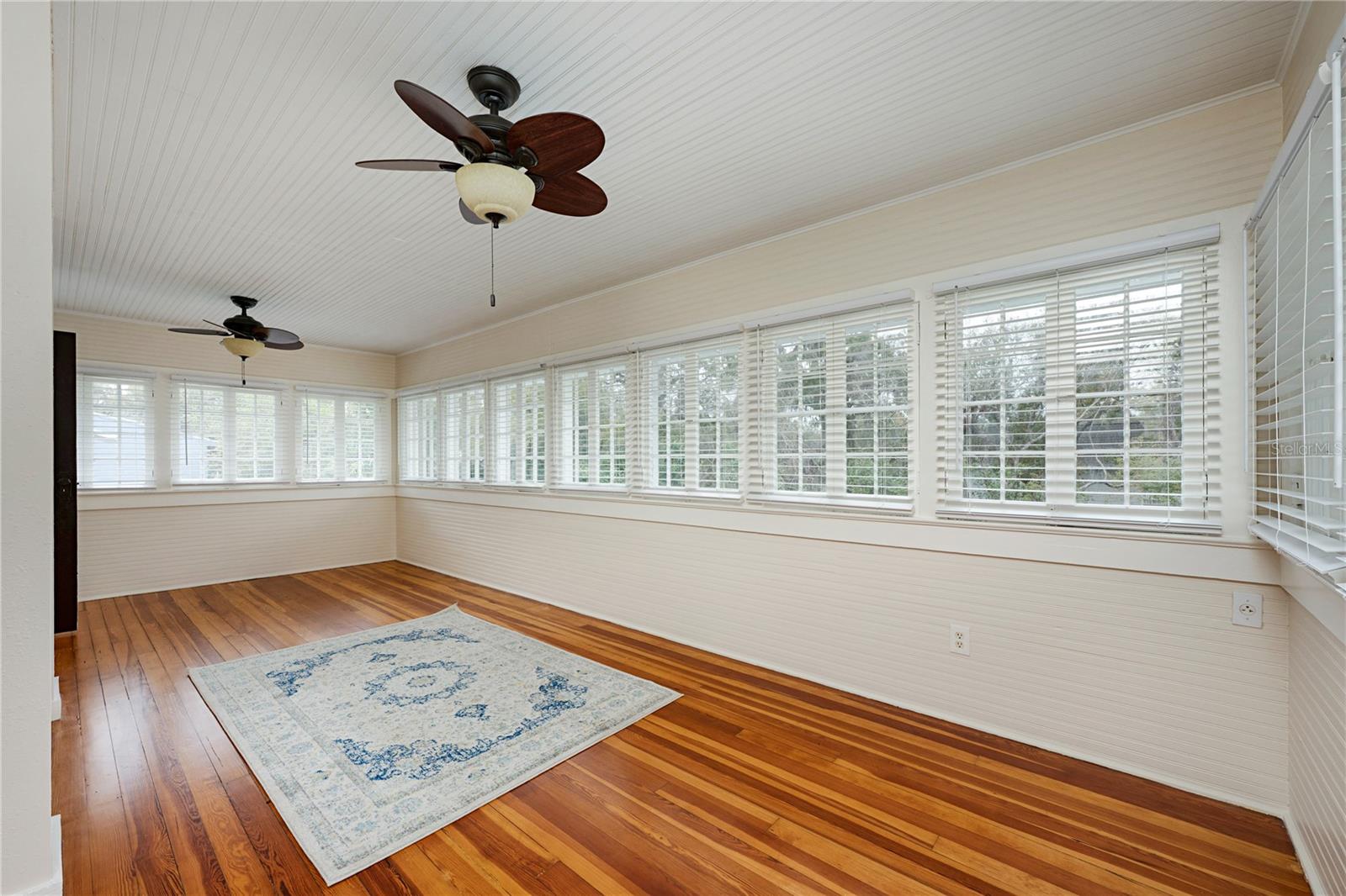 415 W RICH AVE, DELAND, FL, 32720
