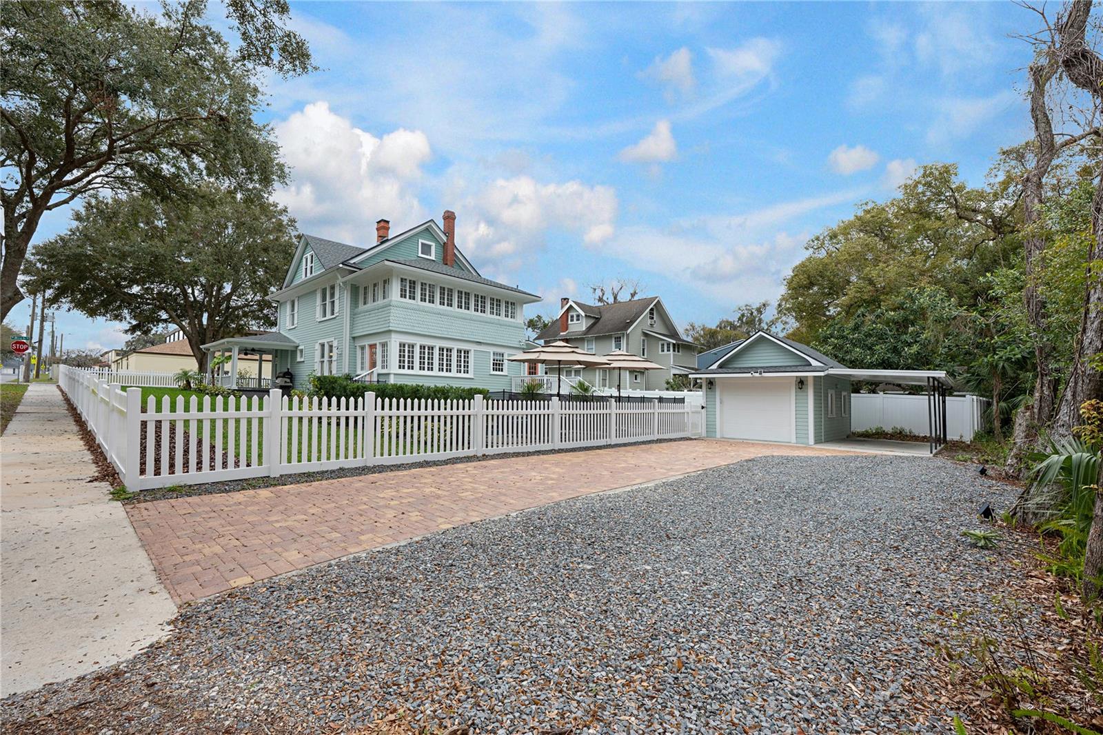 415 W RICH AVE, DELAND, FL, 32720