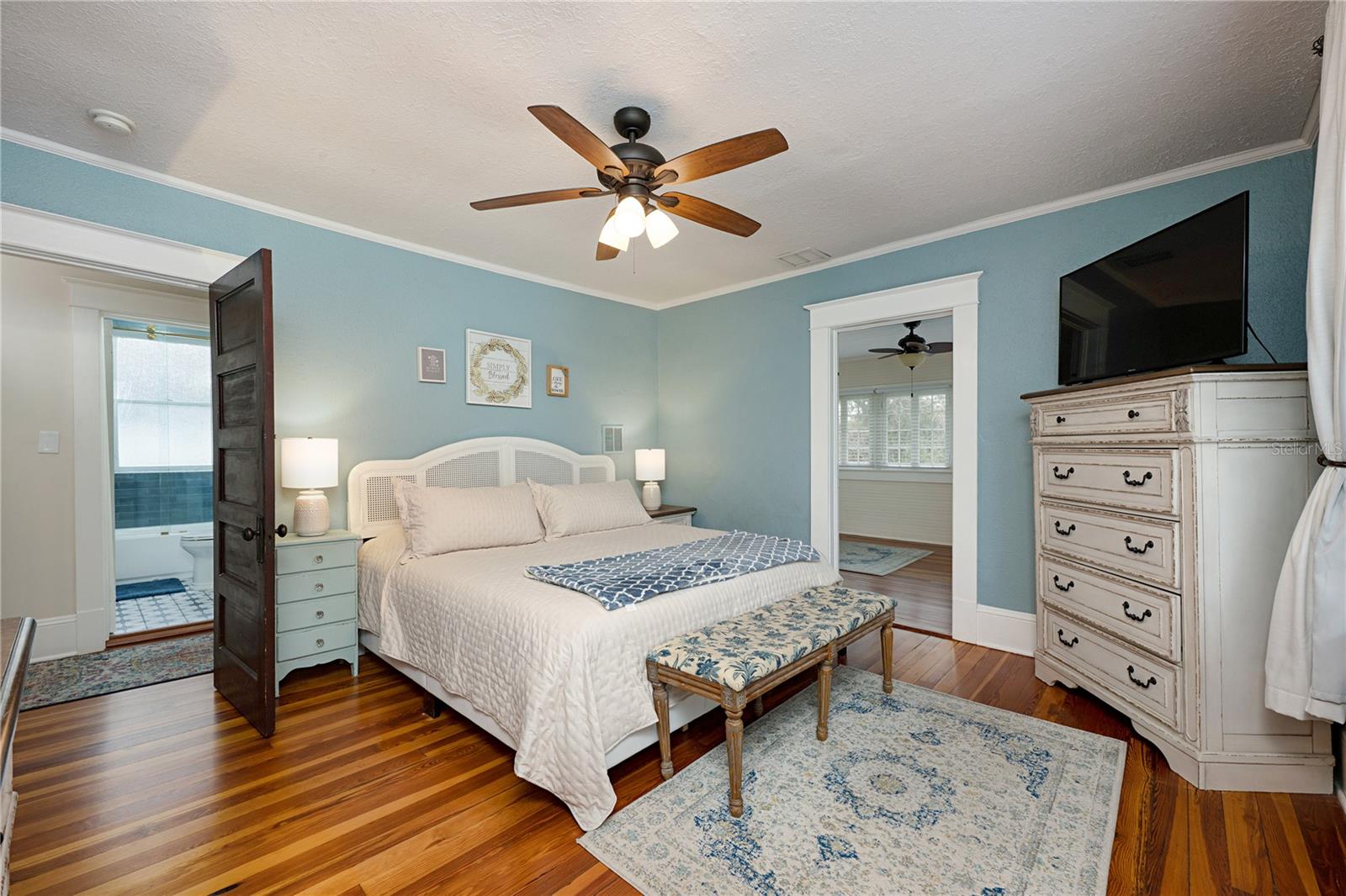 415 W RICH AVE, DELAND, FL, 32720
