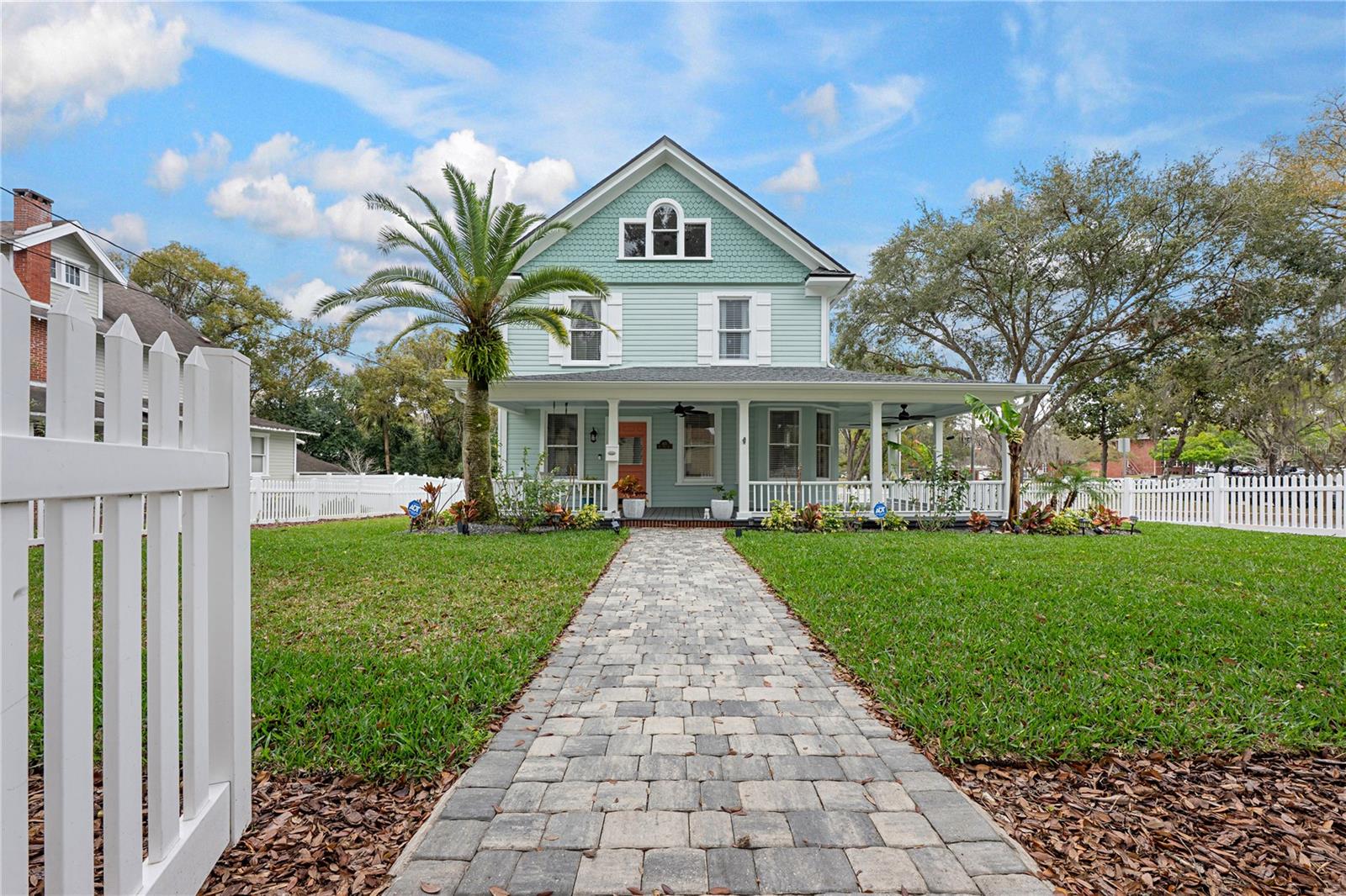 415 W RICH AVE, DELAND, FL, 32720