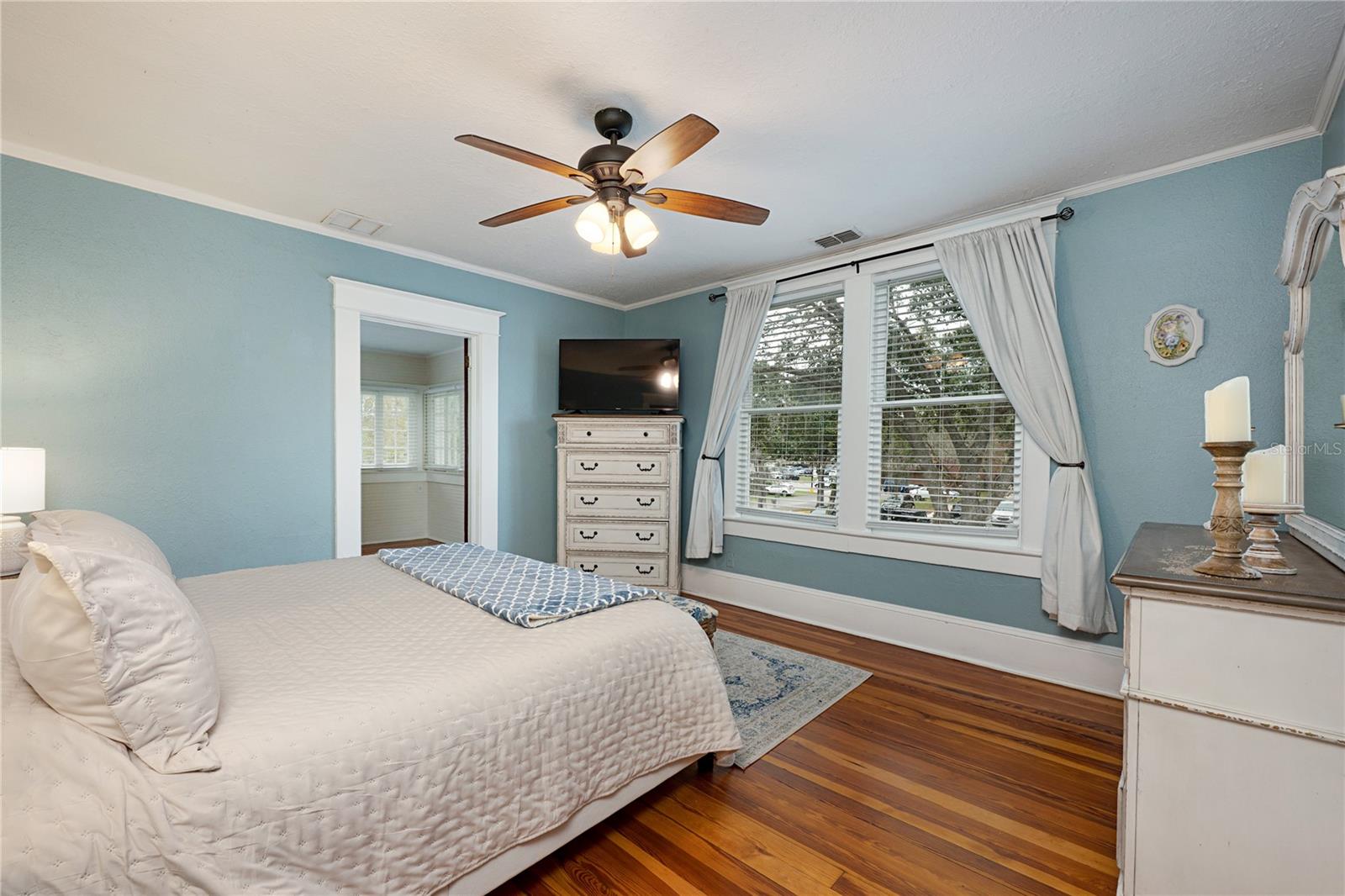 415 W RICH AVE, DELAND, FL, 32720