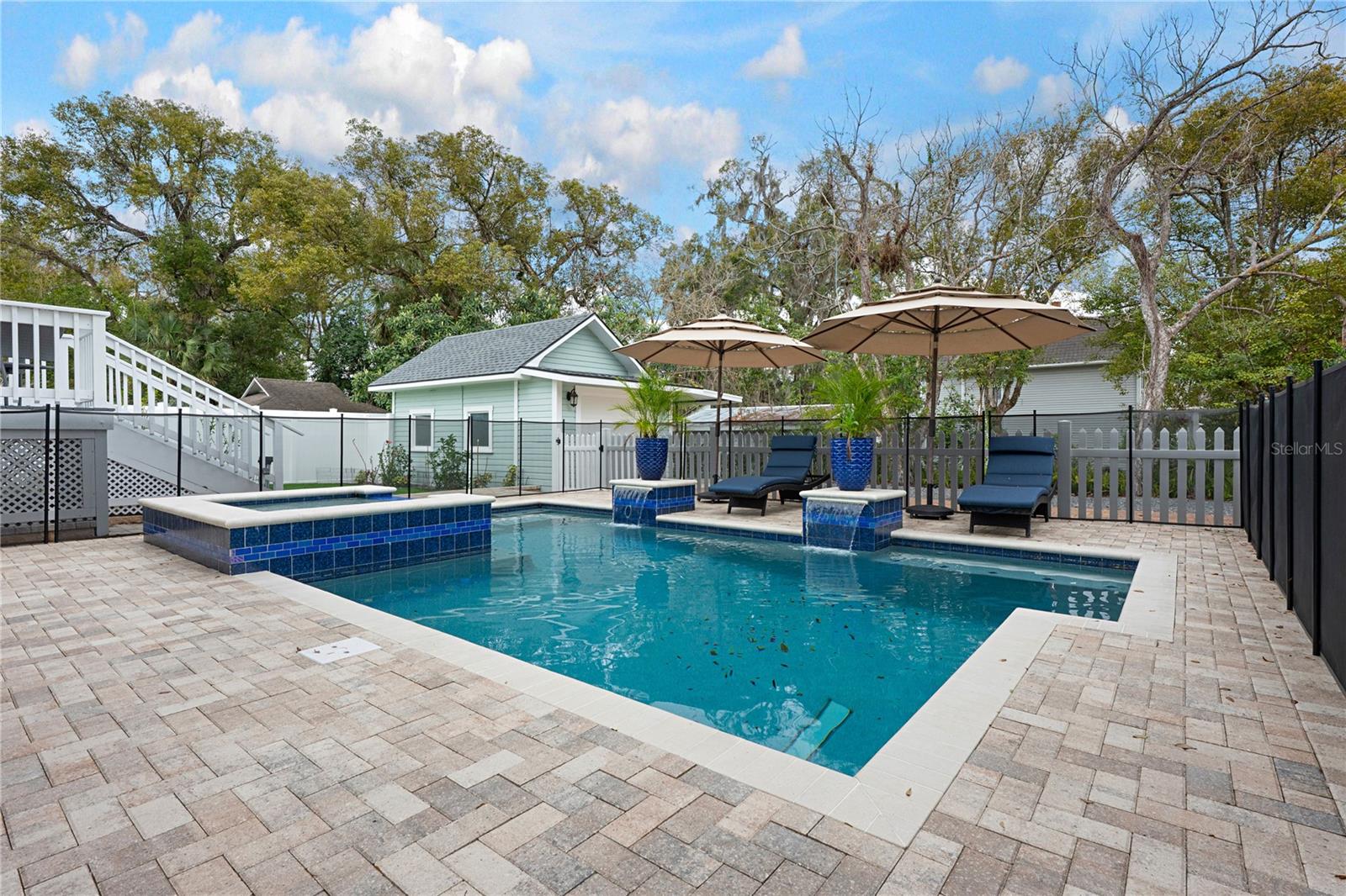 415 W RICH AVE, DELAND, FL, 32720