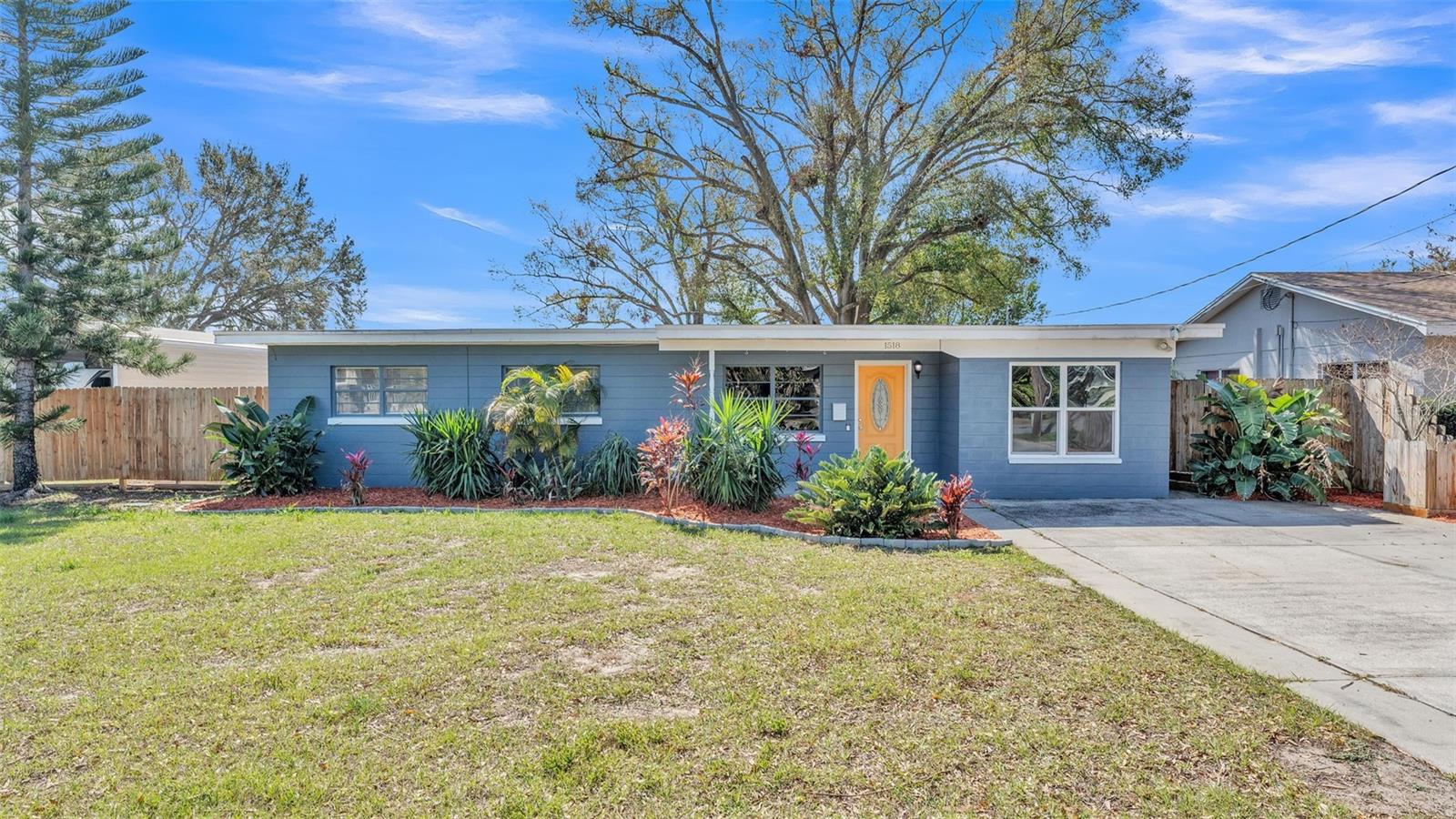1518 AVENUE C NE, WINTER HAVEN, FL, 33881