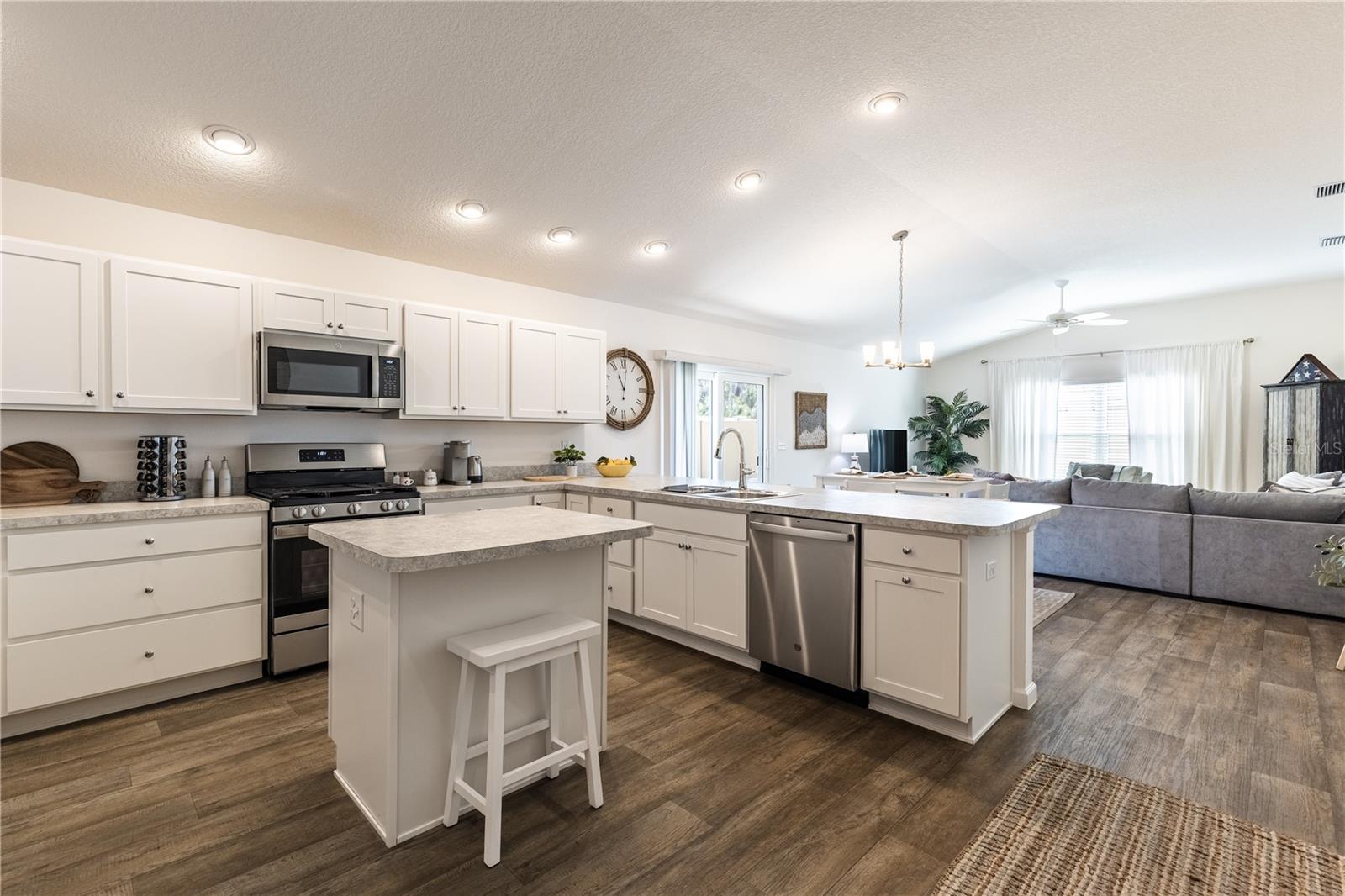 3390 MELISSA LN, THE VILLAGES, FL, 32163