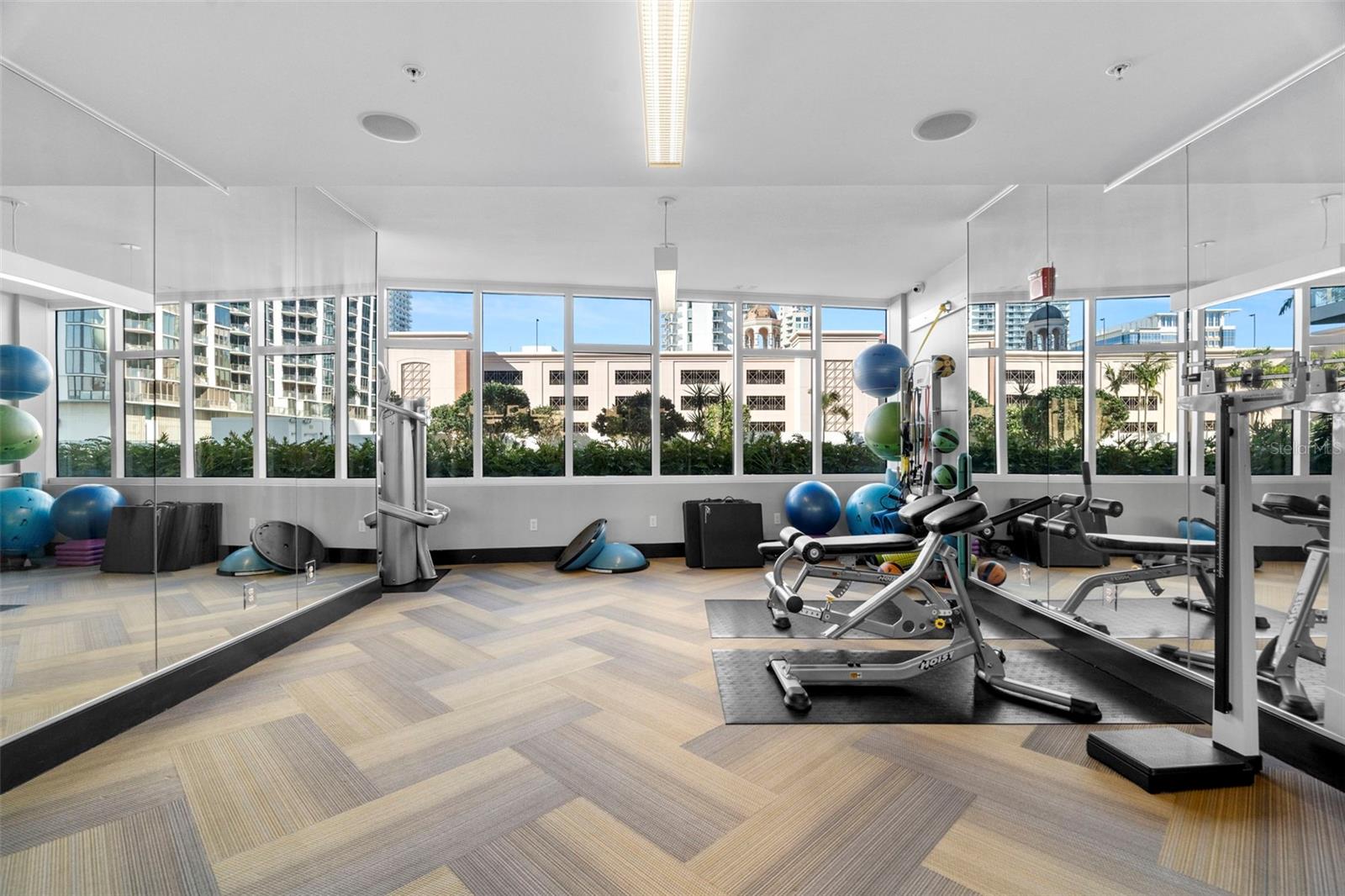 175 1ST ST S #1104, ST PETERSBURG, FL, 33701