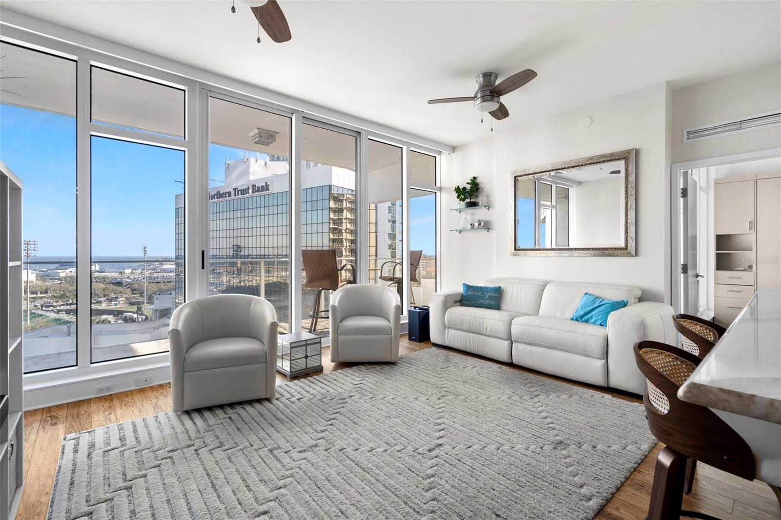 175 1ST ST S #1104, ST PETERSBURG, FL, 33701