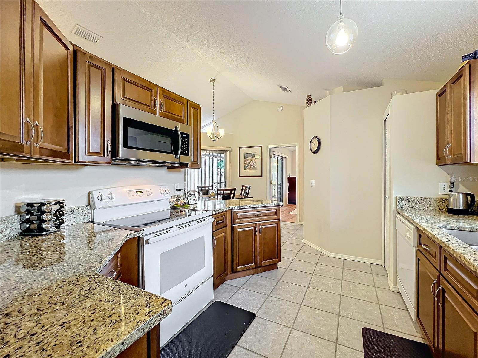 734 OLYMPIC CIR #30, OCOEE, FL, 34761