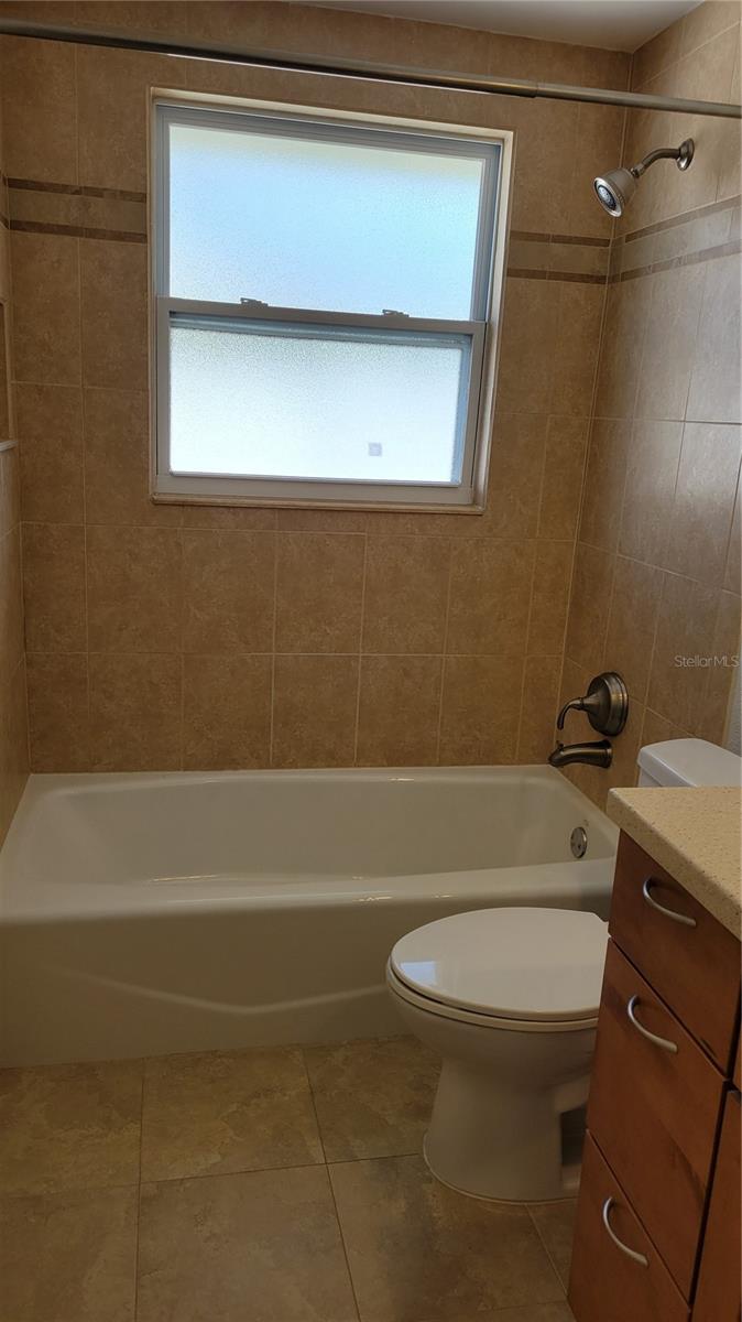 2310 MILFORD CIR, SARASOTA, FL, 34239