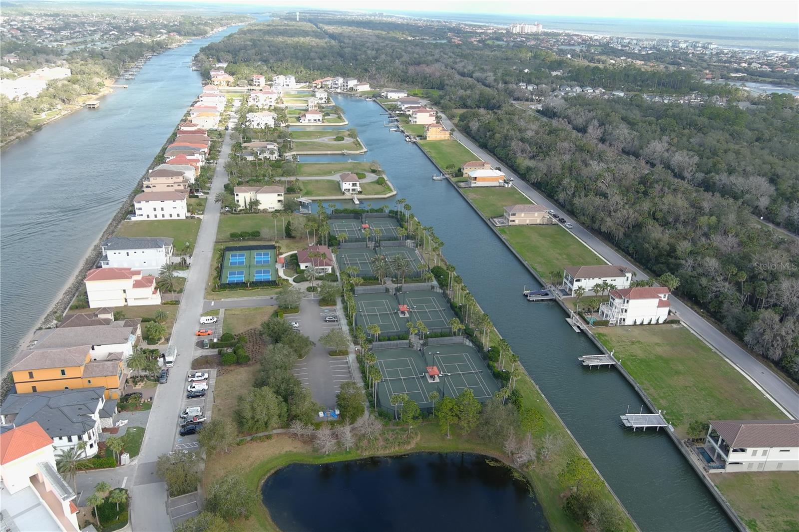 245 YACHT HARBOR DR, PALM COAST, FL, 32137