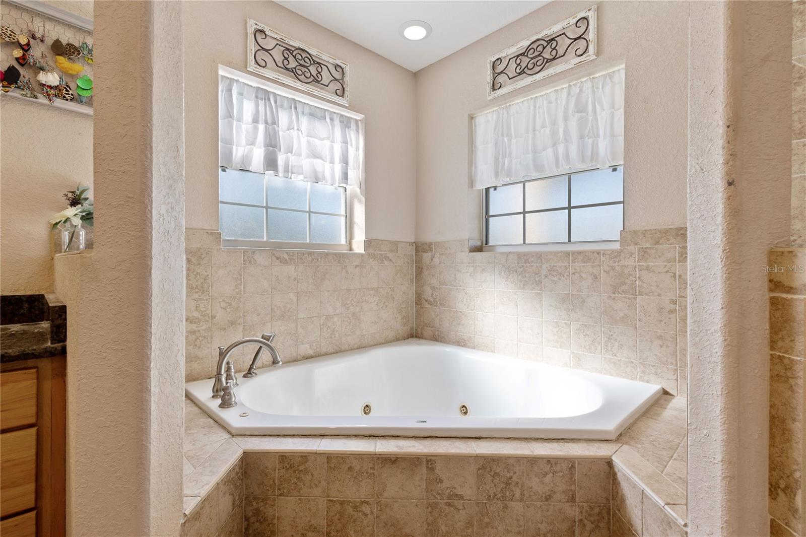 831 SE 11TH PL, WILLISTON, FL, 32696