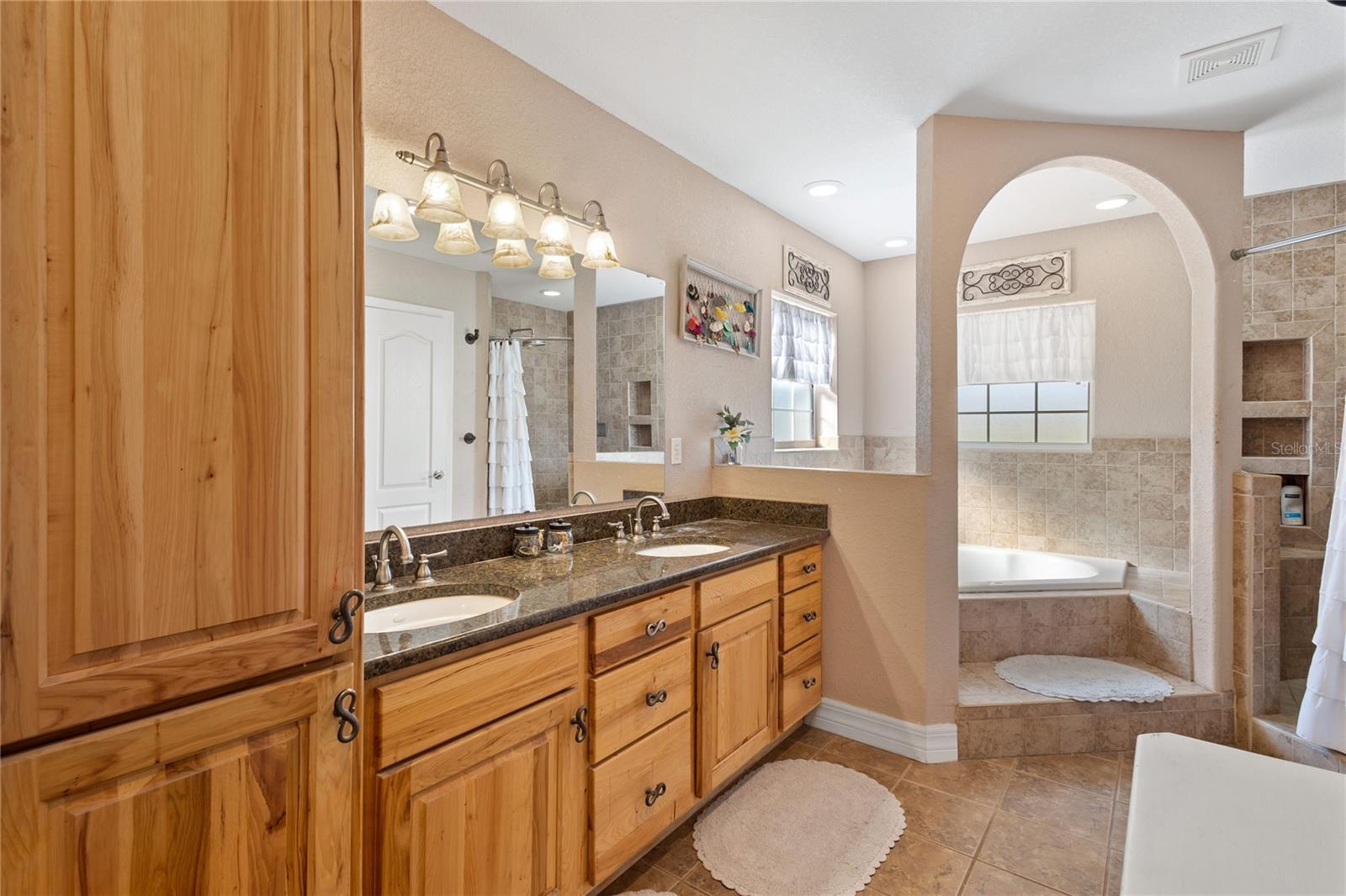 831 SE 11TH PL, WILLISTON, FL, 32696