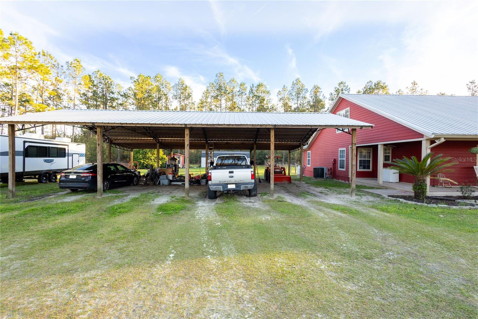 831 SE 11TH PL, WILLISTON, FL, 32696