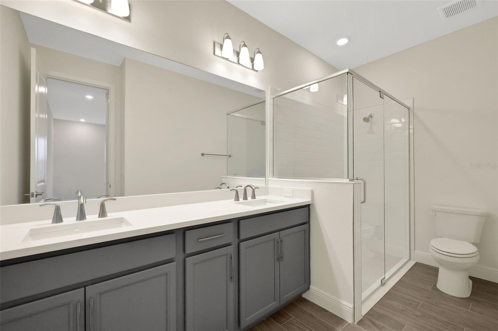 9035 DUANY LN, LAKEWOOD RANCH, FL, 34240