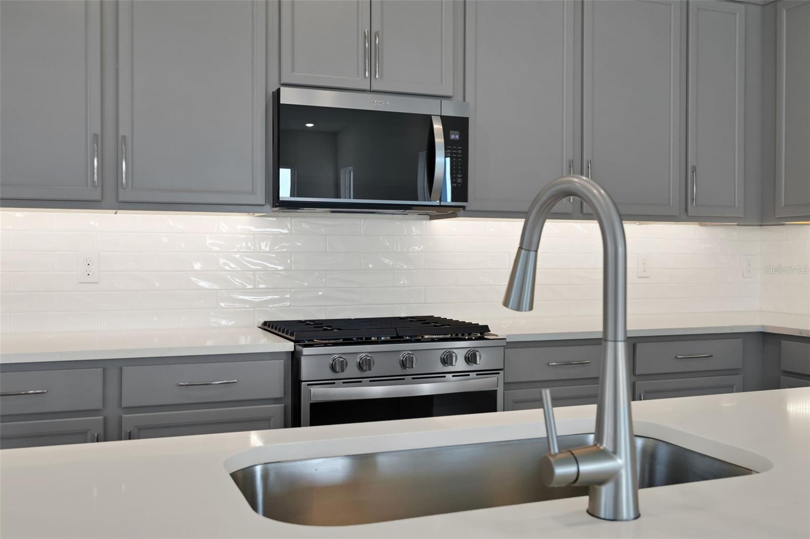 9035 DUANY LN, LAKEWOOD RANCH, FL, 34240