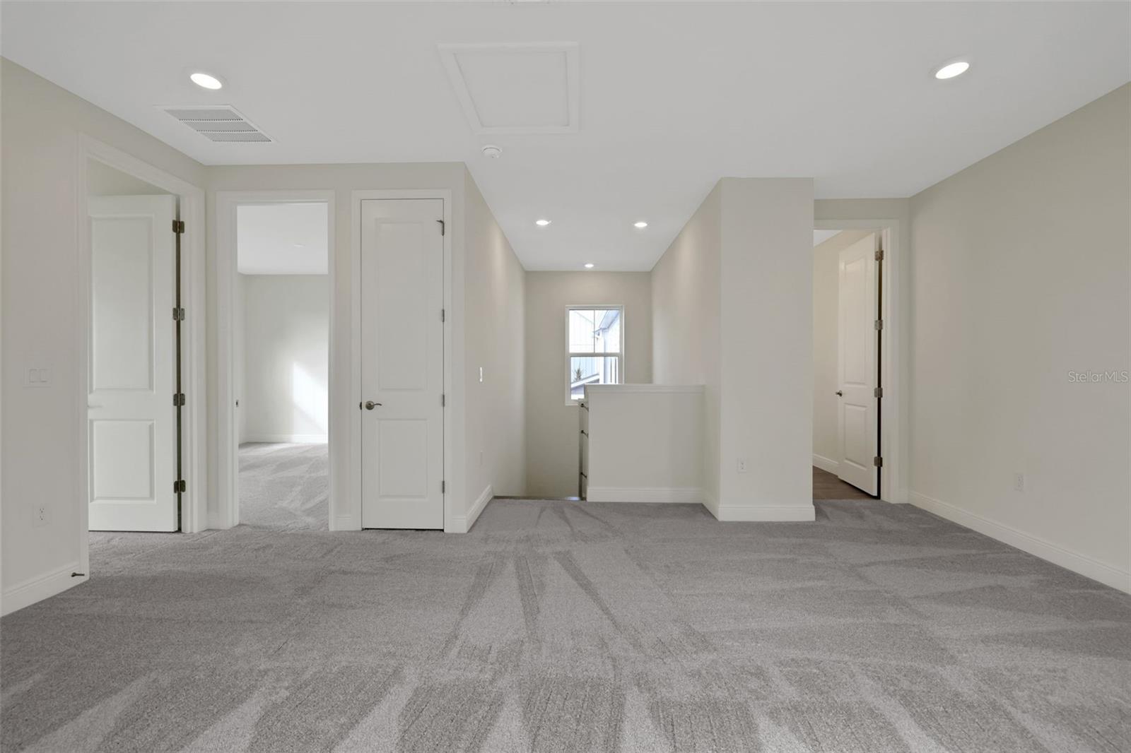 9035 DUANY LN, LAKEWOOD RANCH, FL, 34240