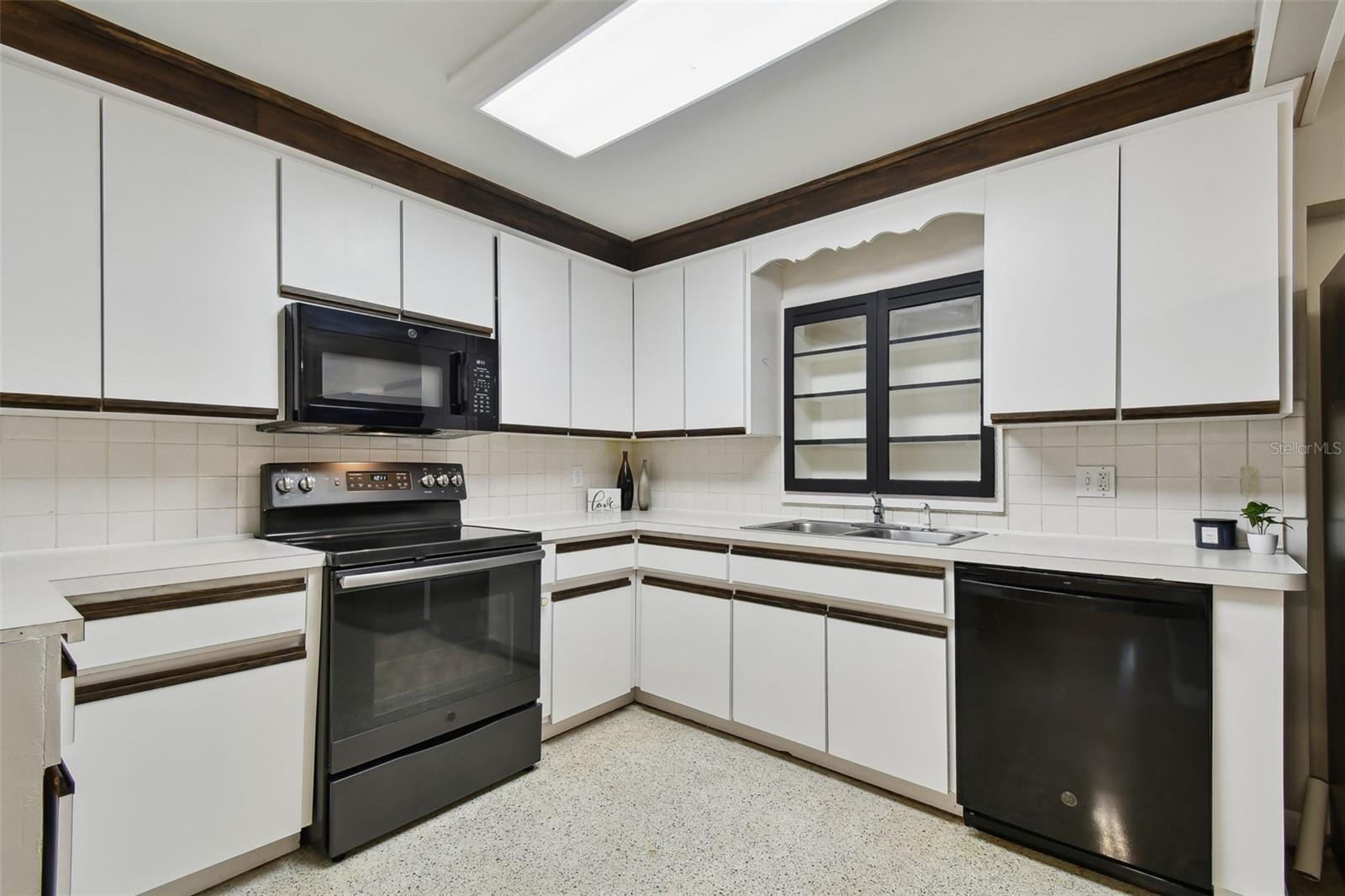 1290 MICHIGAN BLVD, DUNEDIN, FL, 34698