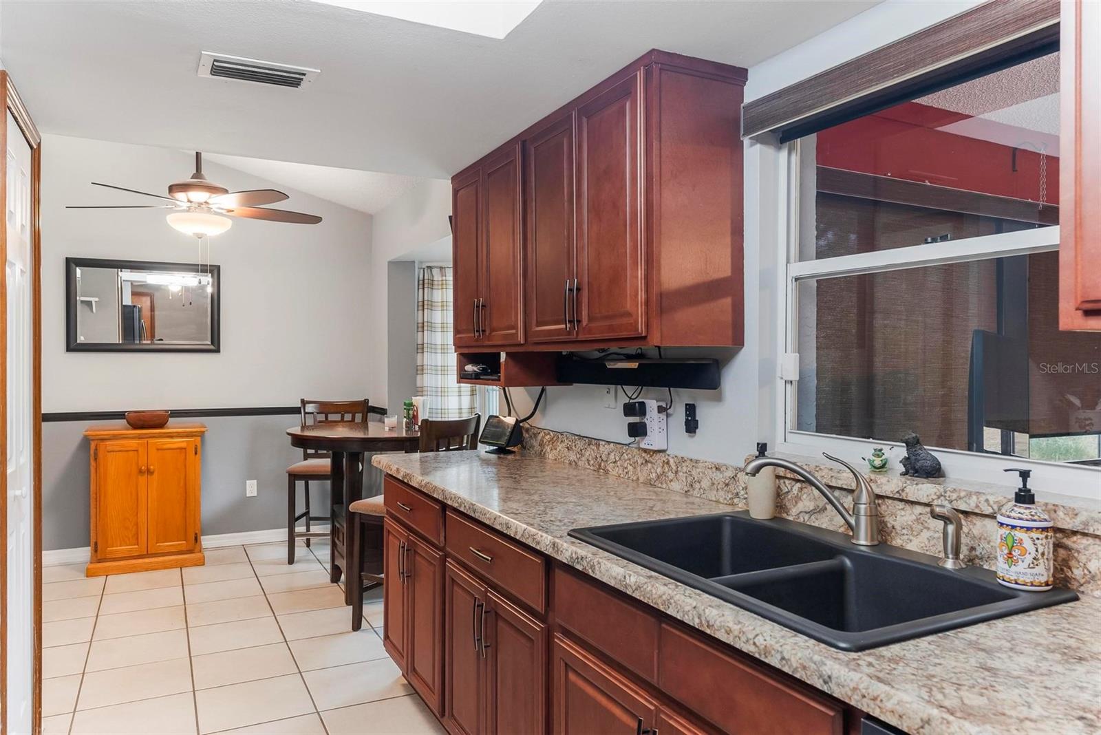 290 BIRCH AVE, ORANGE CITY, FL, 32763