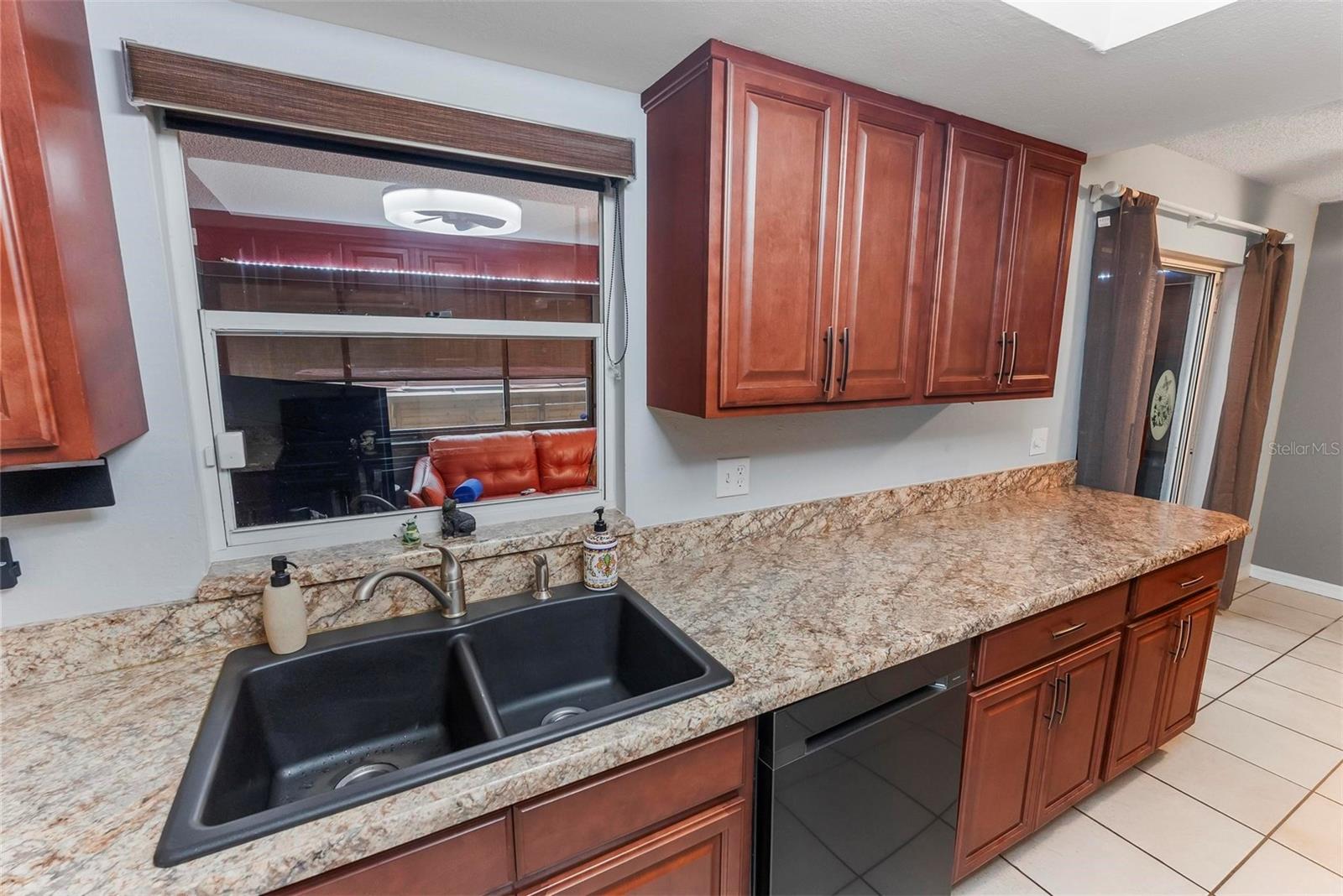 290 BIRCH AVE, ORANGE CITY, FL, 32763