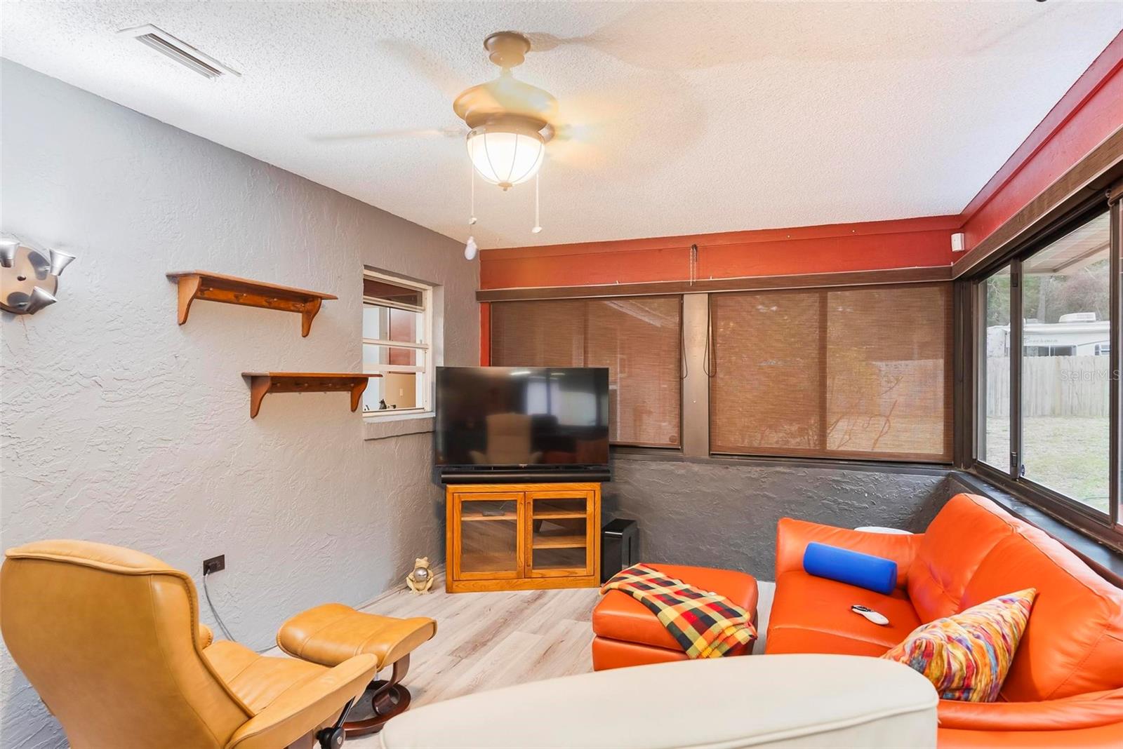 290 BIRCH AVE, ORANGE CITY, FL, 32763