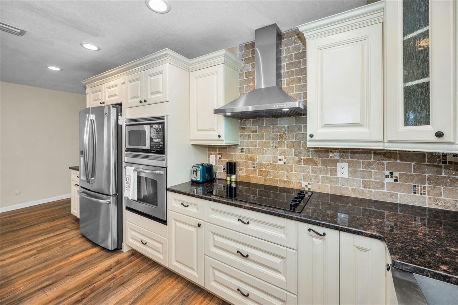 11077 87TH AVE, SEMINOLE, FL, 33772