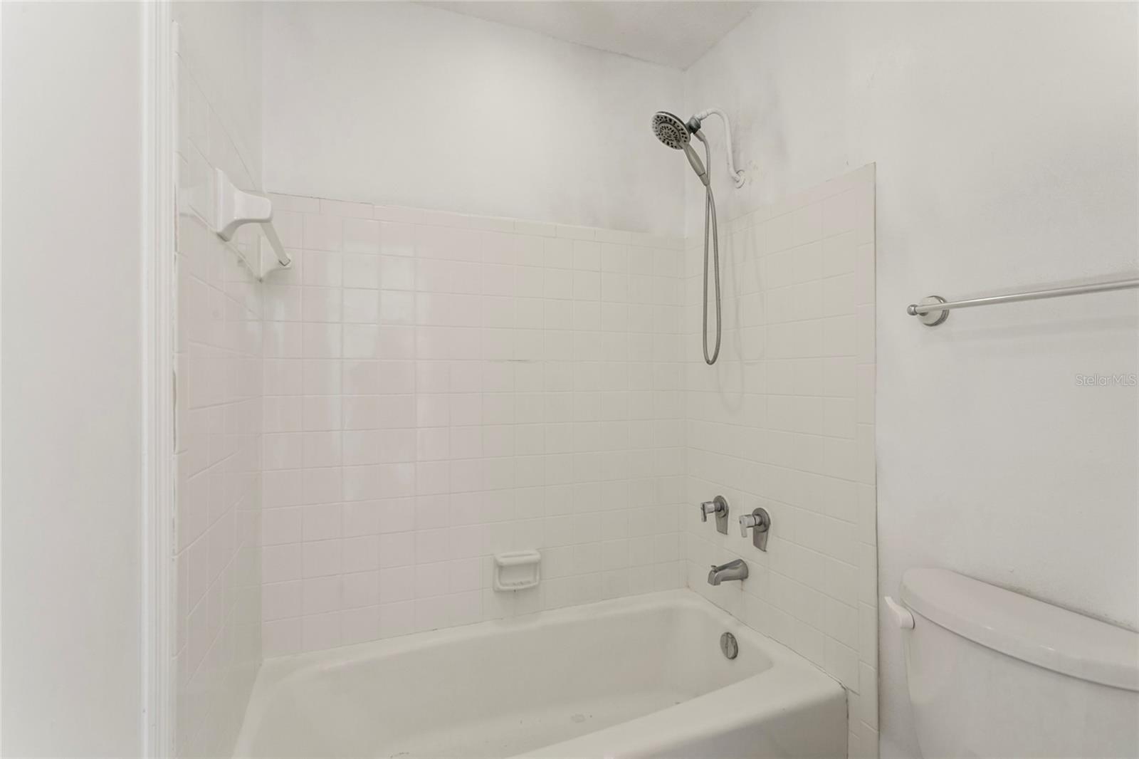 5850 CYPRESS GARDENS BLVD #103, WINTER HAVEN, FL, 33884