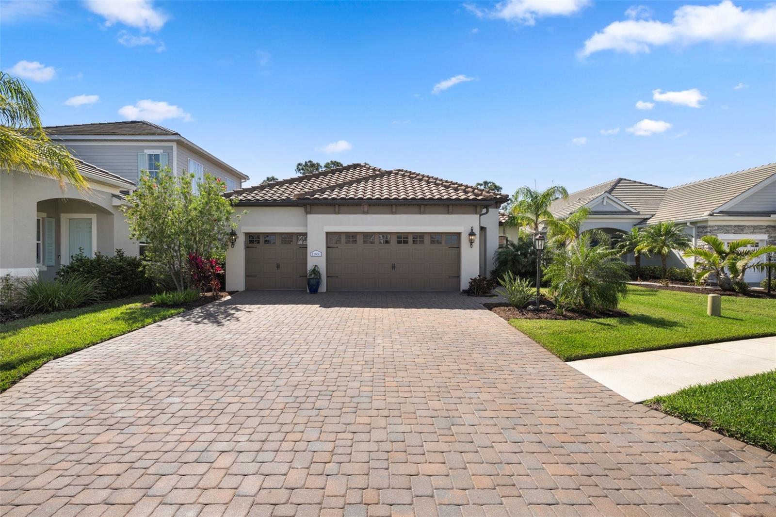 11981 HUNTERS CREEK RD, VENICE, FL, 34293