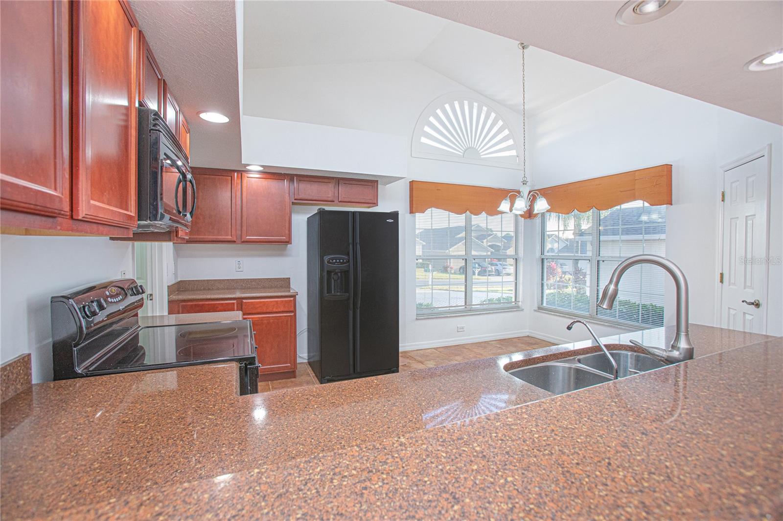 153 CAMBRIDGE AVE, DAVENPORT, FL, 33896