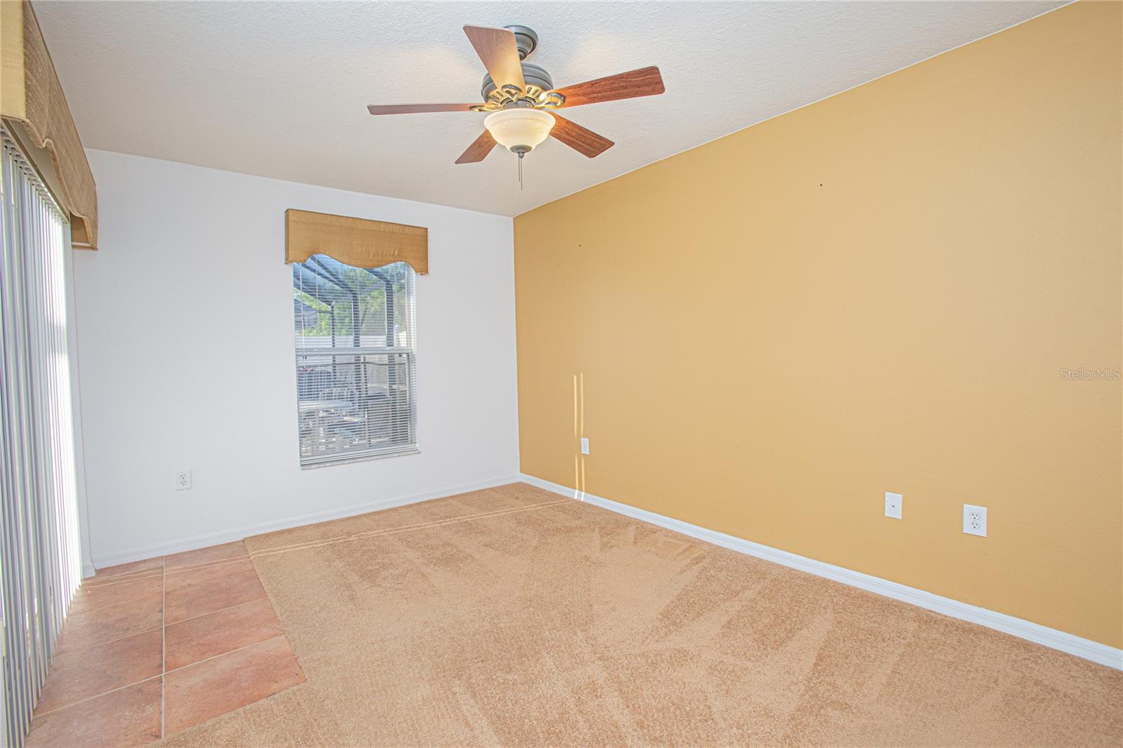 153 CAMBRIDGE AVE, DAVENPORT, FL, 33896