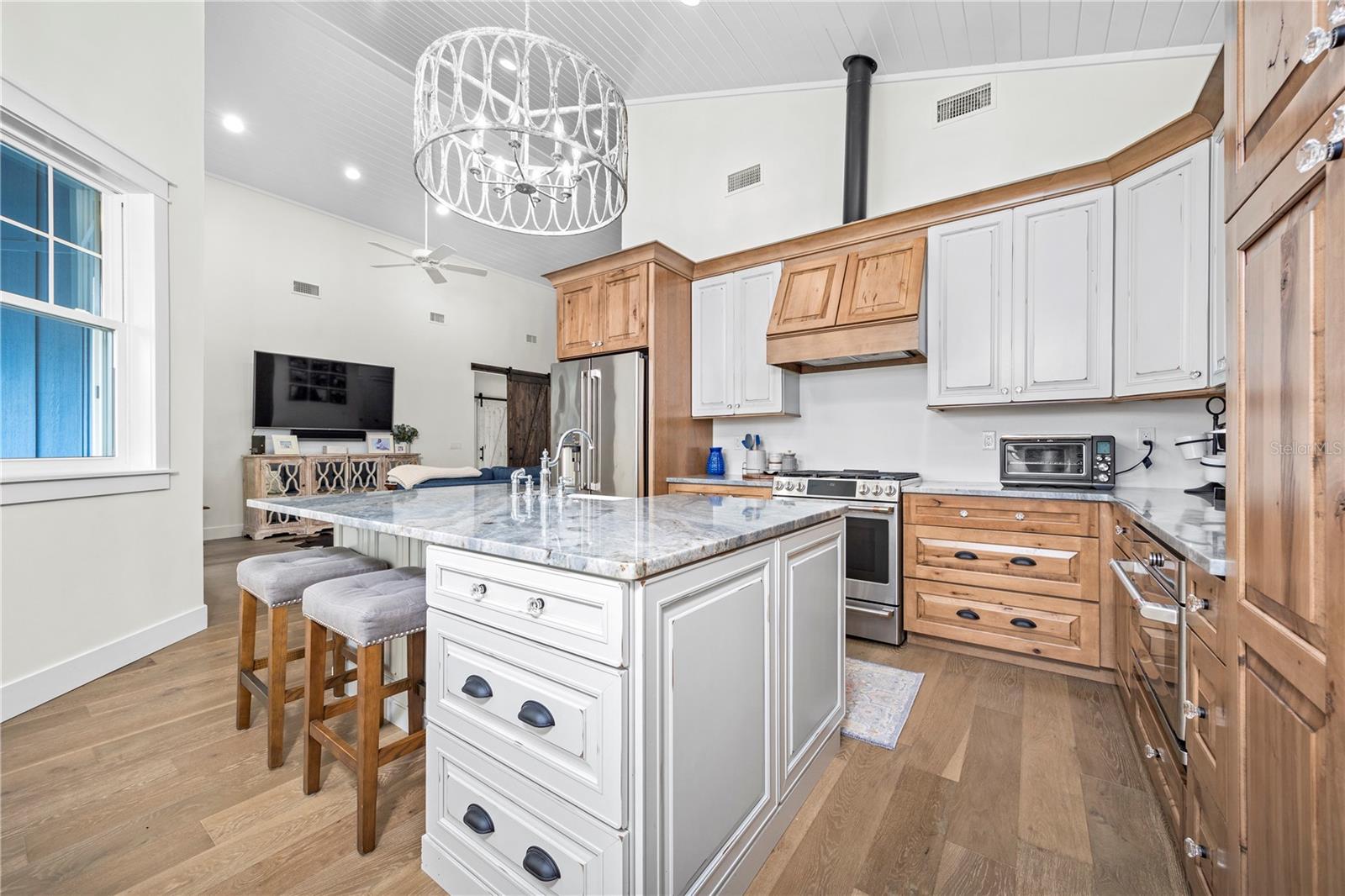 466 SW MEMORIAL DR, FORT WHITE, FL, 32038