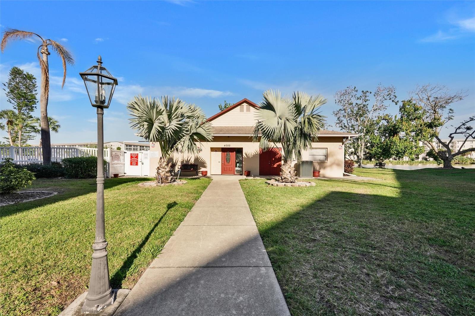 3698 LAKE BAYSHORE DR #K-410, BRADENTON, FL, 34205